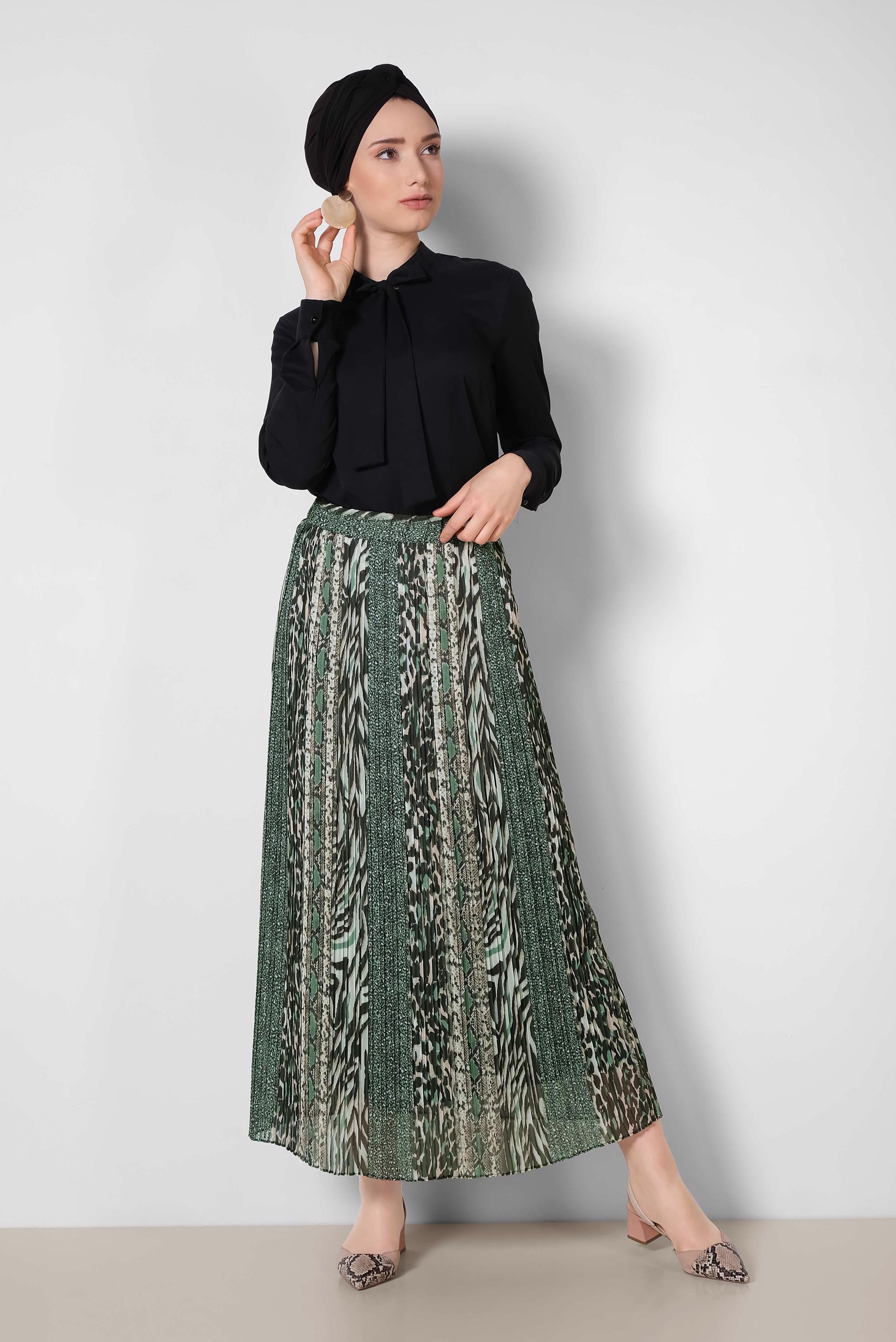 Tesettür giyim YEŞİL PİLİSELİ DESENLİ ETEK 6364