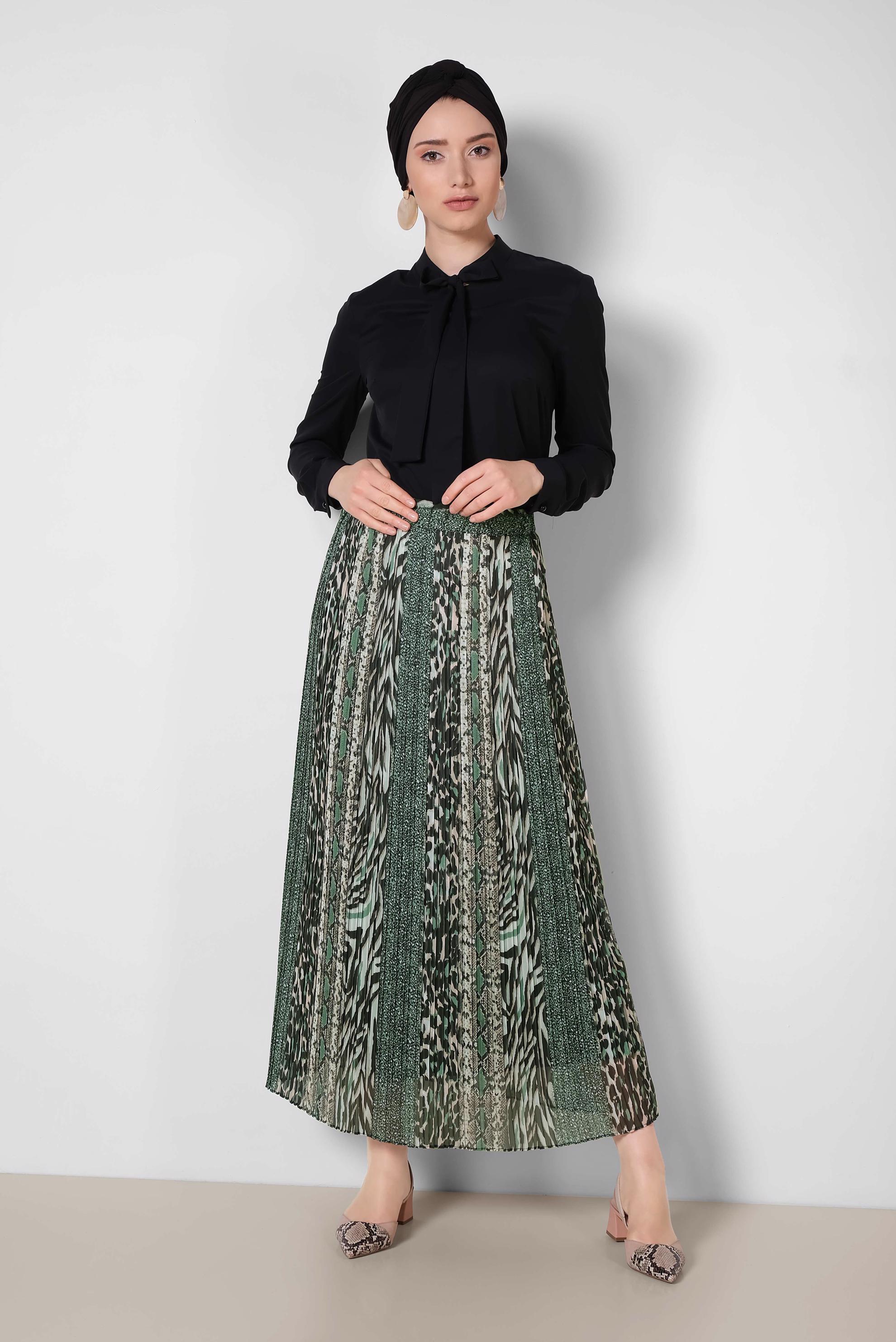 Tesettür giyim YEŞİL PİLİSELİ DESENLİ ETEK 6364