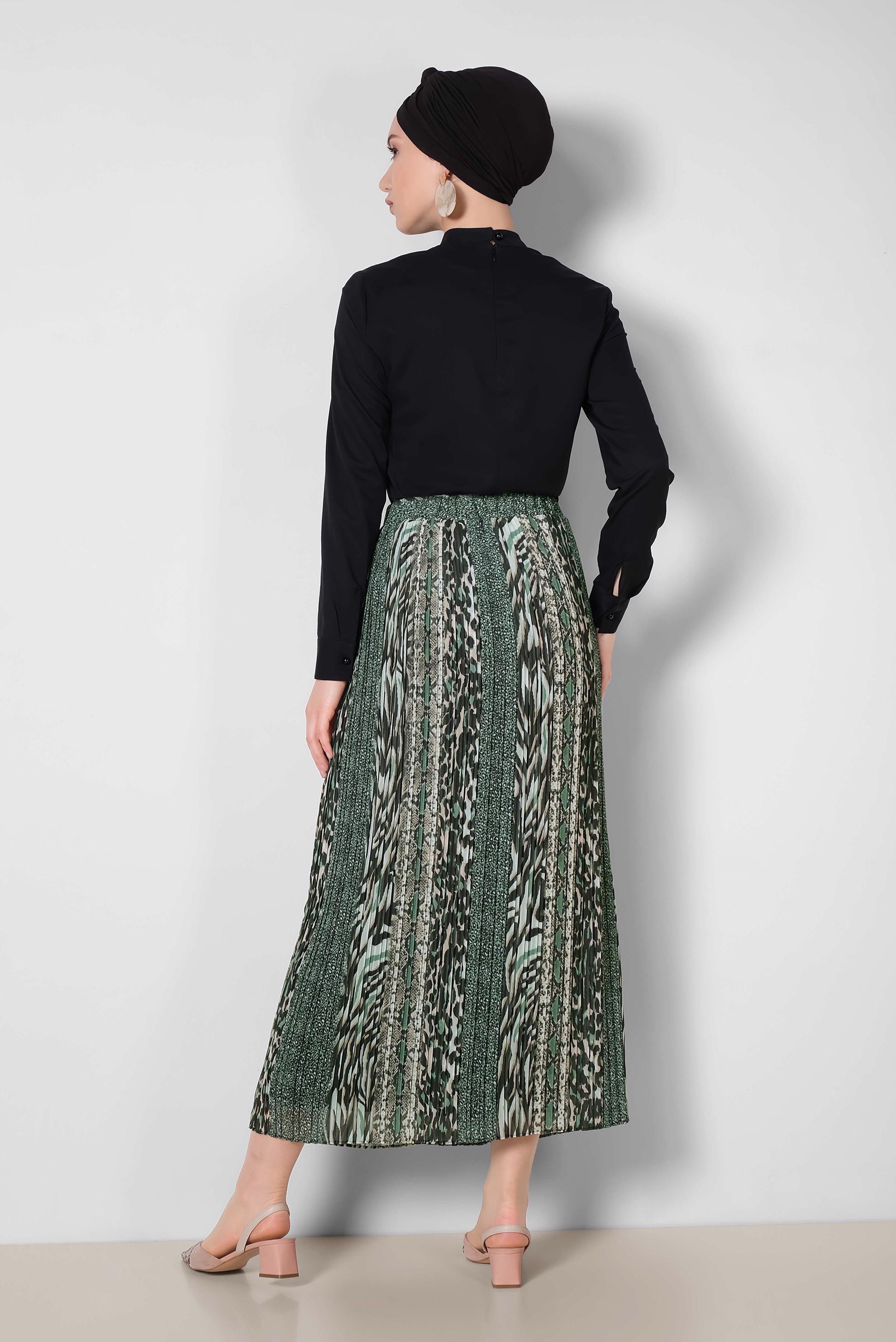 Tesettür giyim YEŞİL PİLİSELİ DESENLİ ETEK 6364