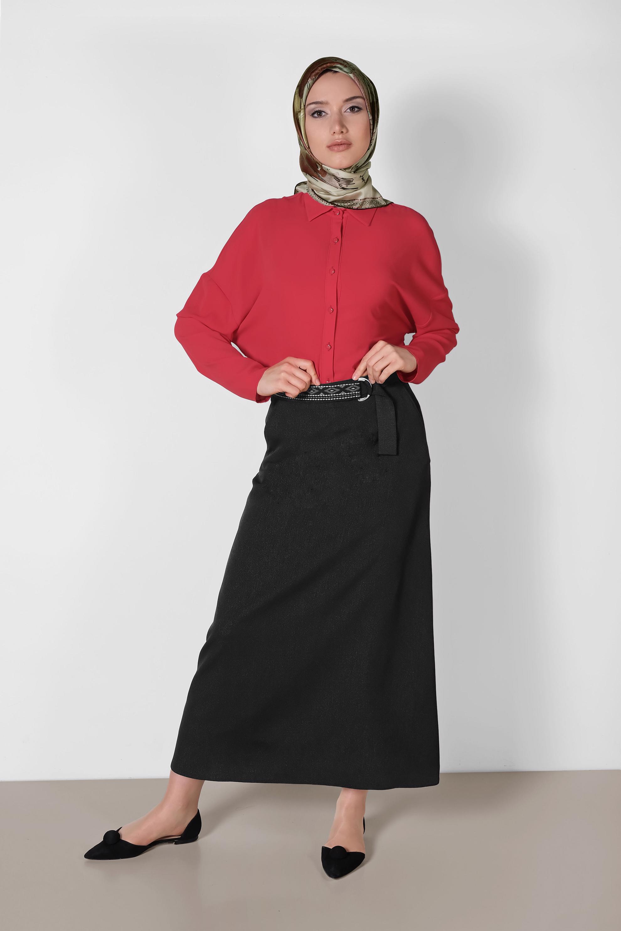 Tesettür giyim SİYAH KEMERİ İŞLEMELİ A KESİM ETEK 6370