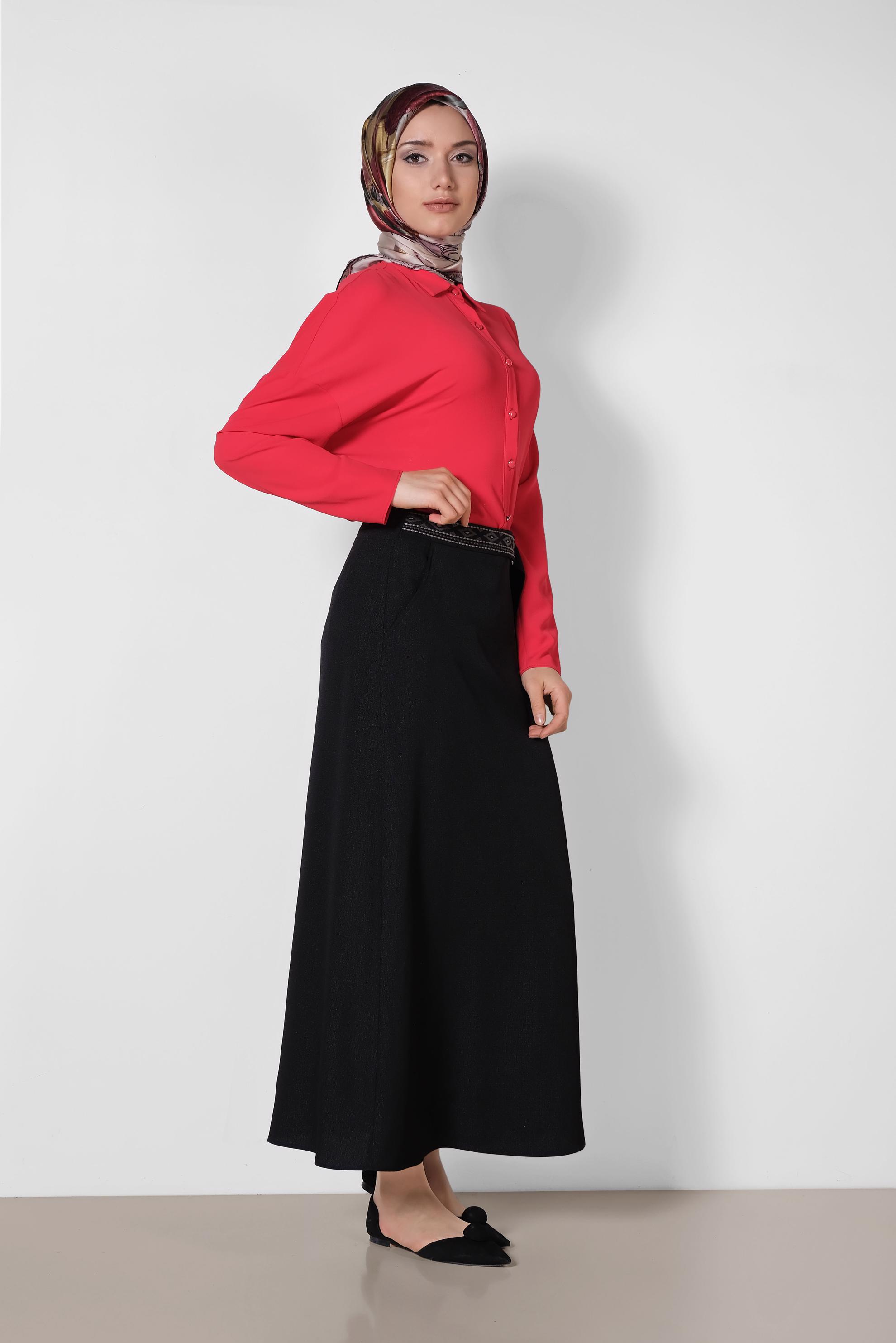 Tesettür giyim SİYAH KEMERİ İŞLEMELİ A KESİM ETEK 6370