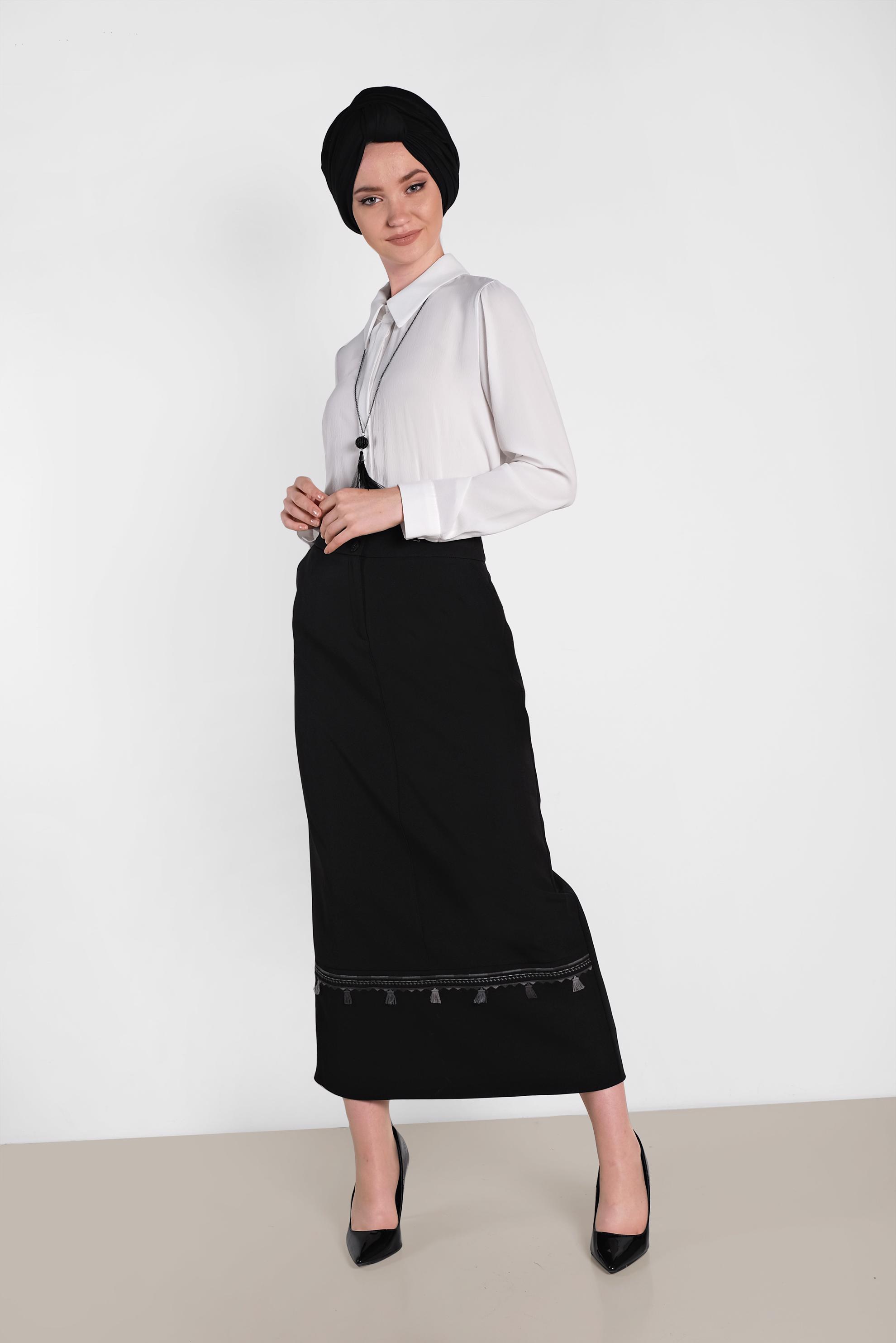 Tesettür giyim SİYAH NAKIŞ DETAYLI ETEK 6381