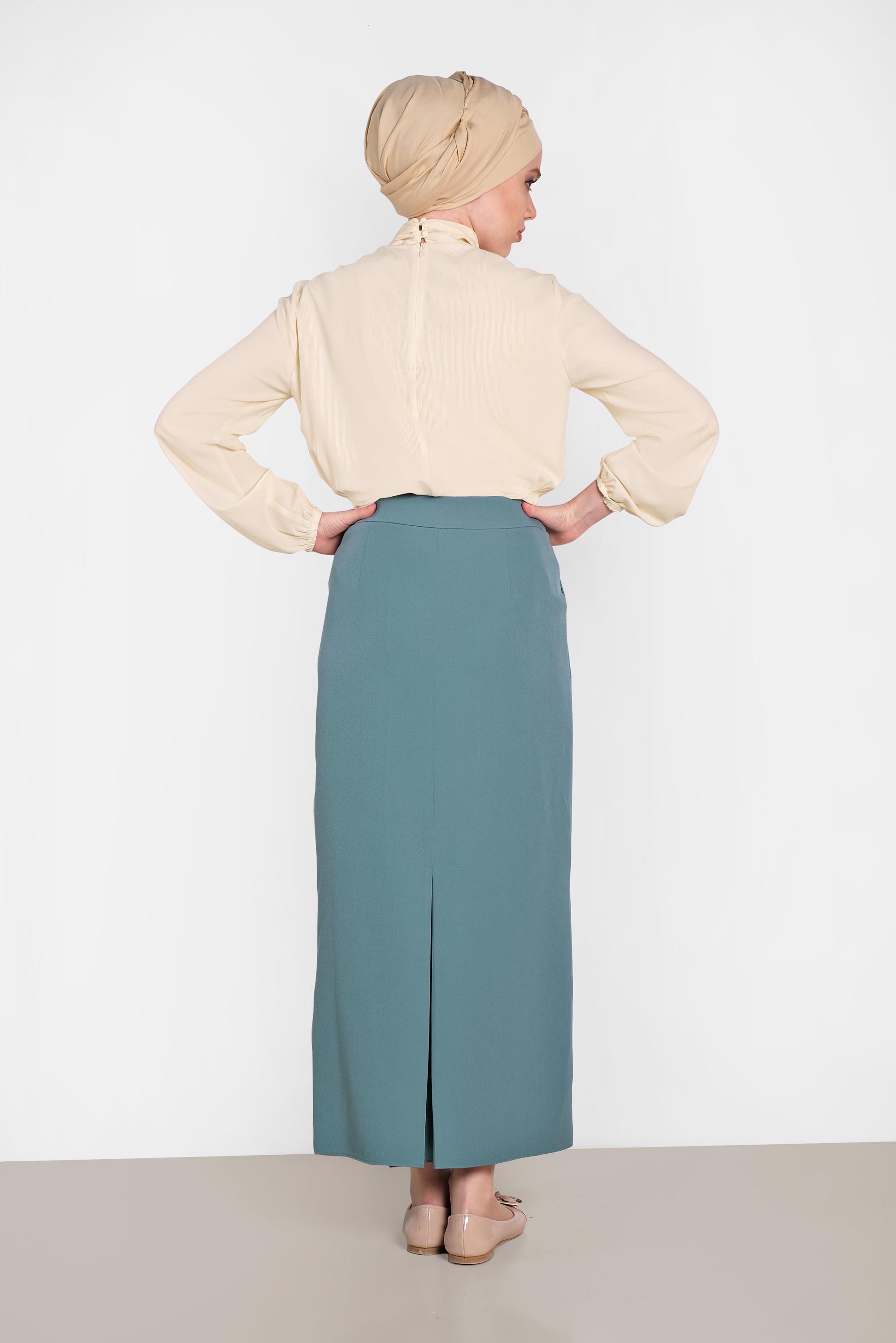 Tesettür giyim MAVİ NAKIŞ DETAYLI ETEK 6381