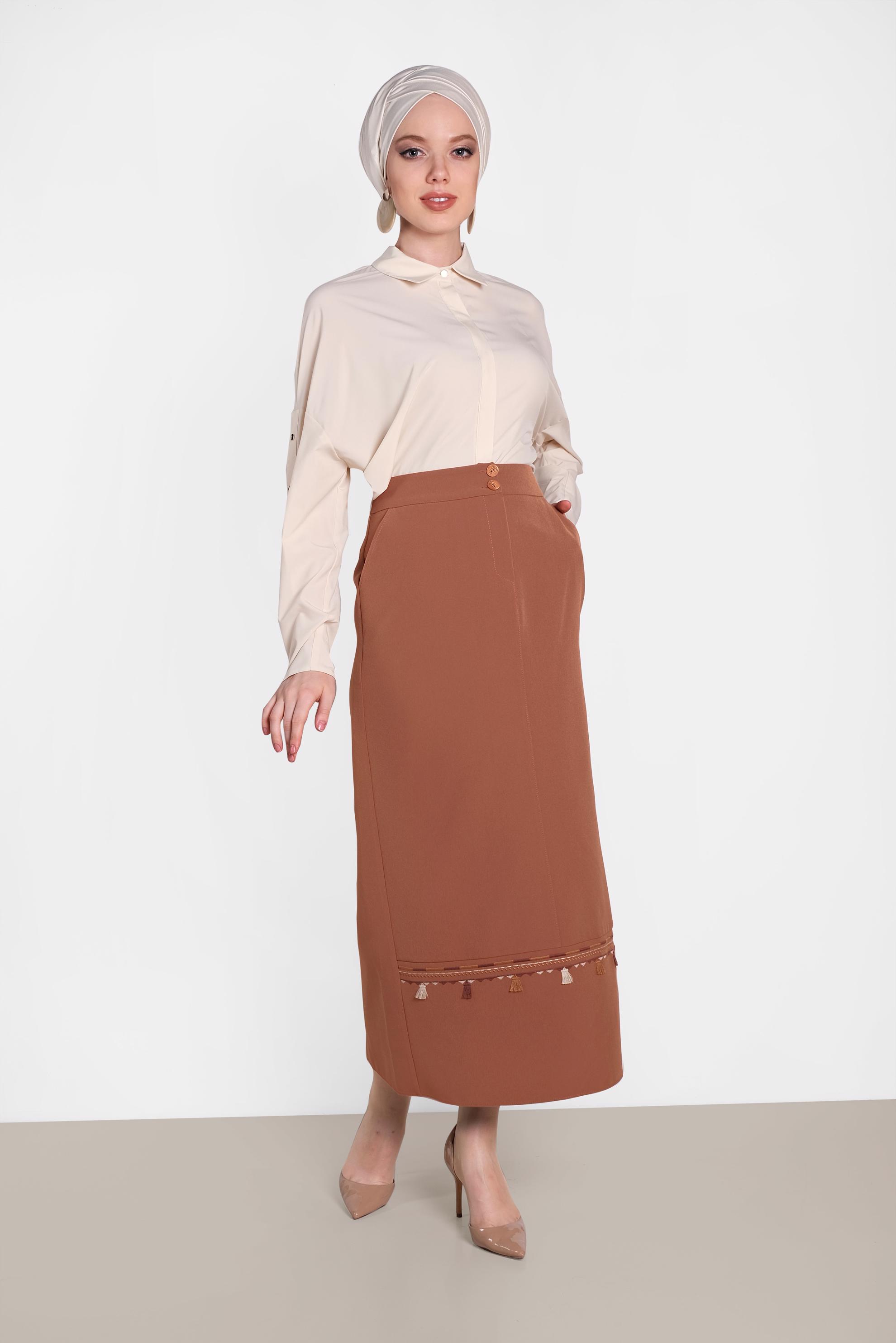 Tesettür giyim TABA NAKIŞ DETAYLI ETEK 6381