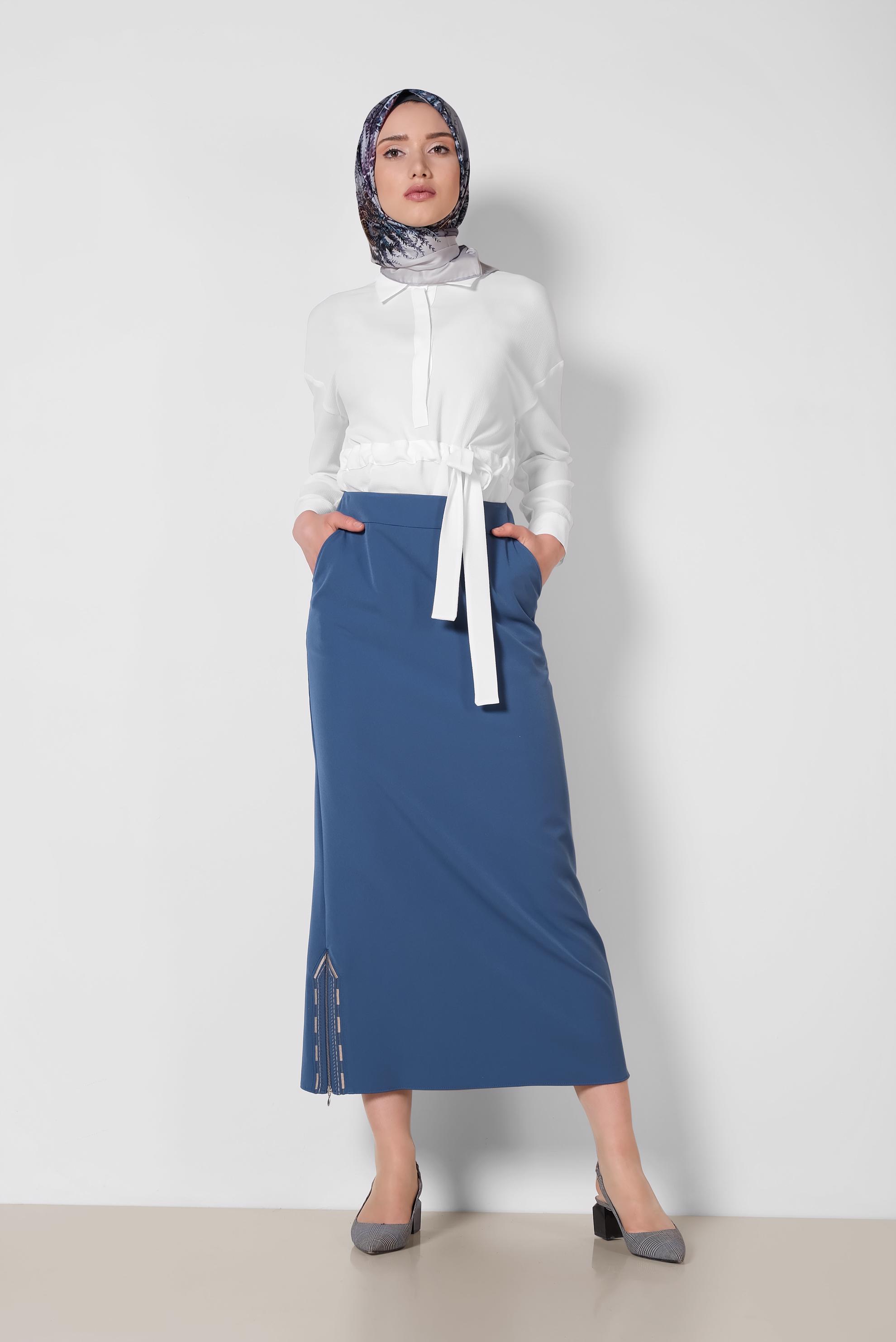 Tesettür giyim LACİVERT ETEK UCU FERMUARLI CEPLİ ETEK 6382