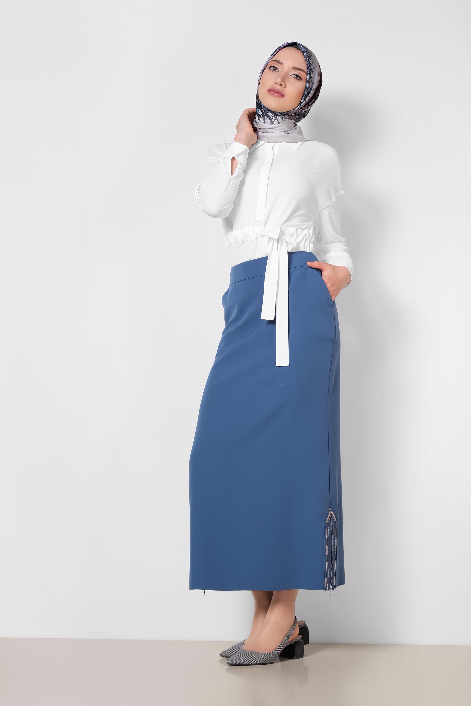 Tesettür giyim LACİVERT ETEK UCU FERMUARLI CEPLİ ETEK 6382