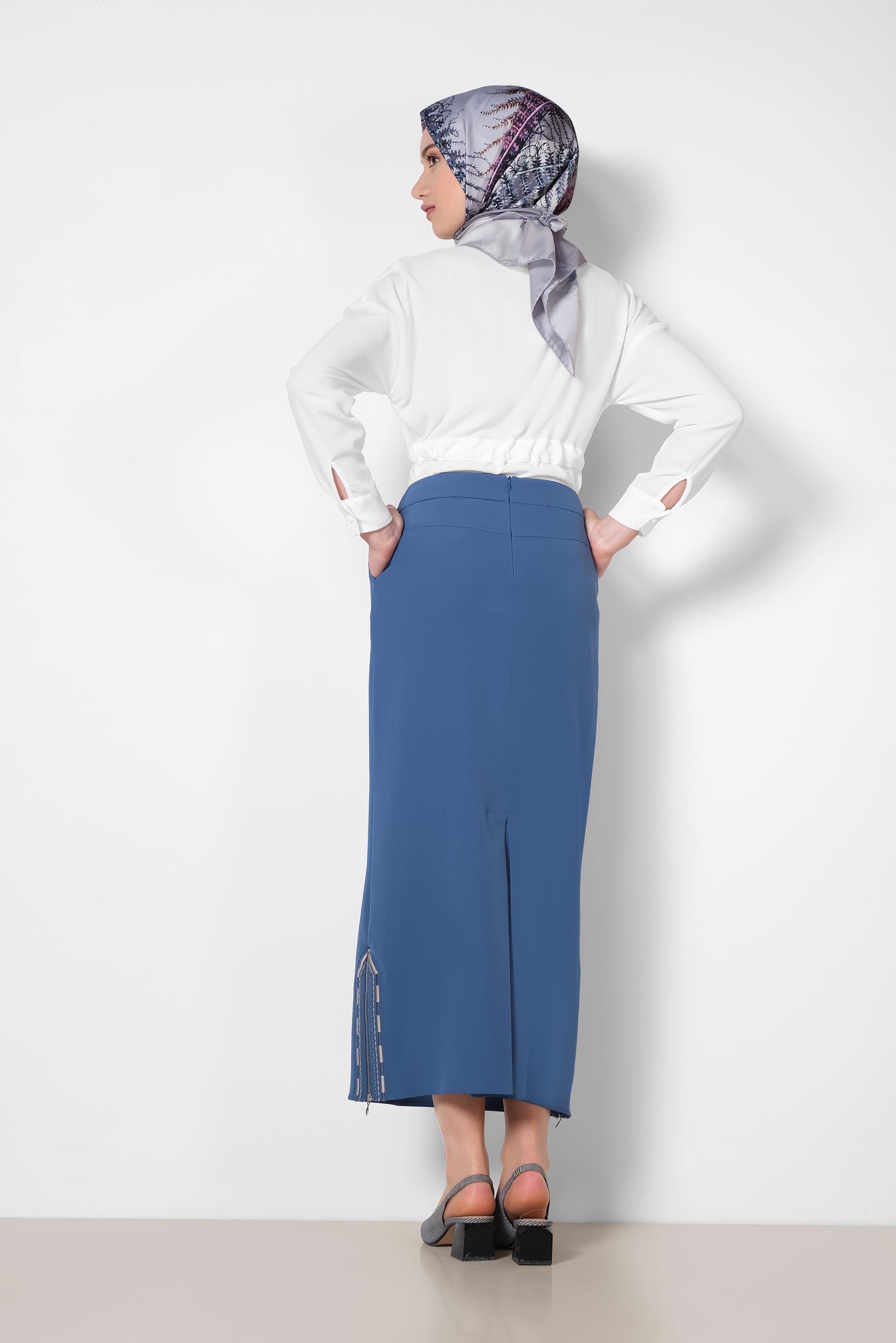 Tesettür giyim LACİVERT ETEK UCU FERMUARLI CEPLİ ETEK 6382