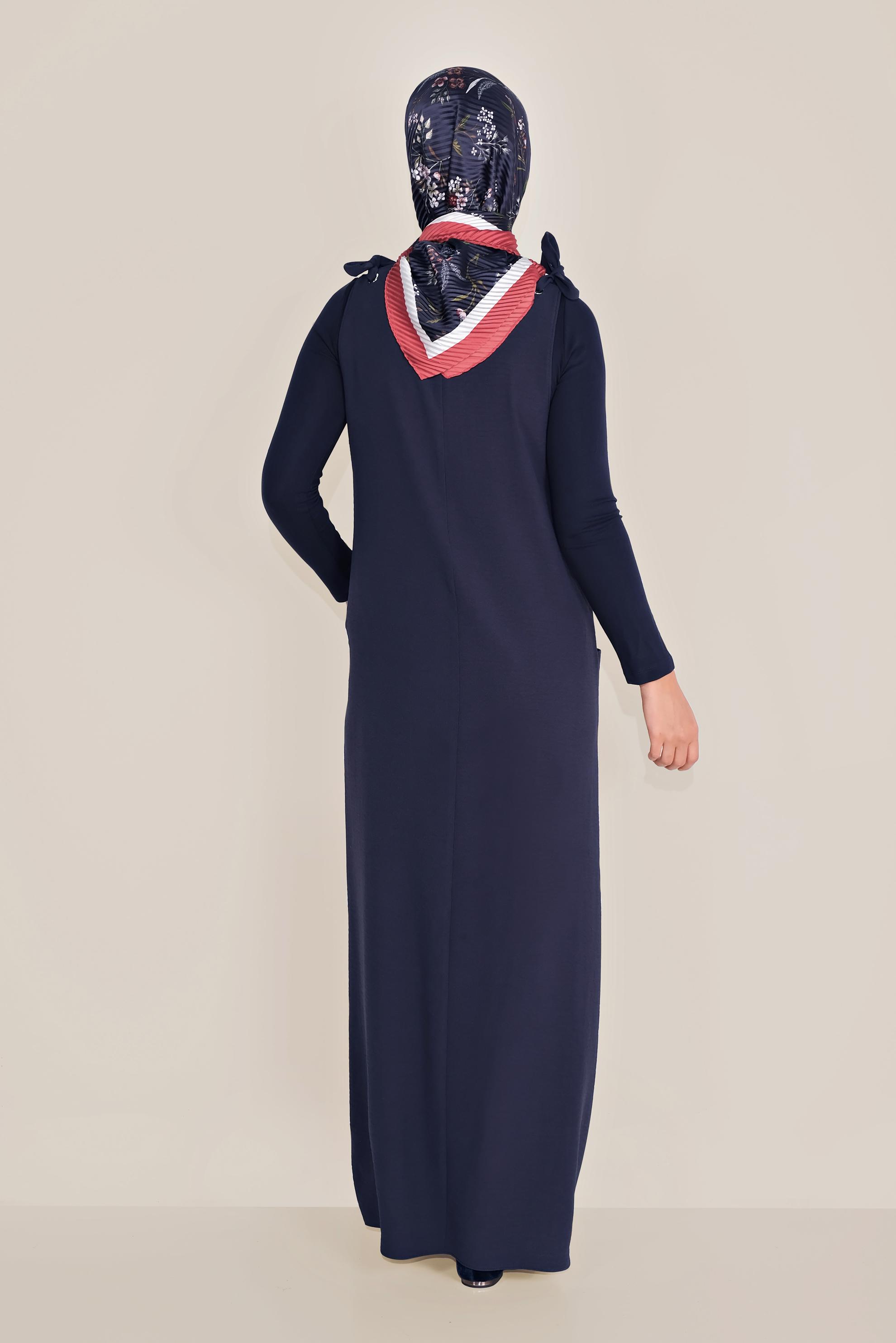 Tesettür giyim LACİVERT OMUZDAN BAĞLAMALI CEPLİ JİLE 40758 