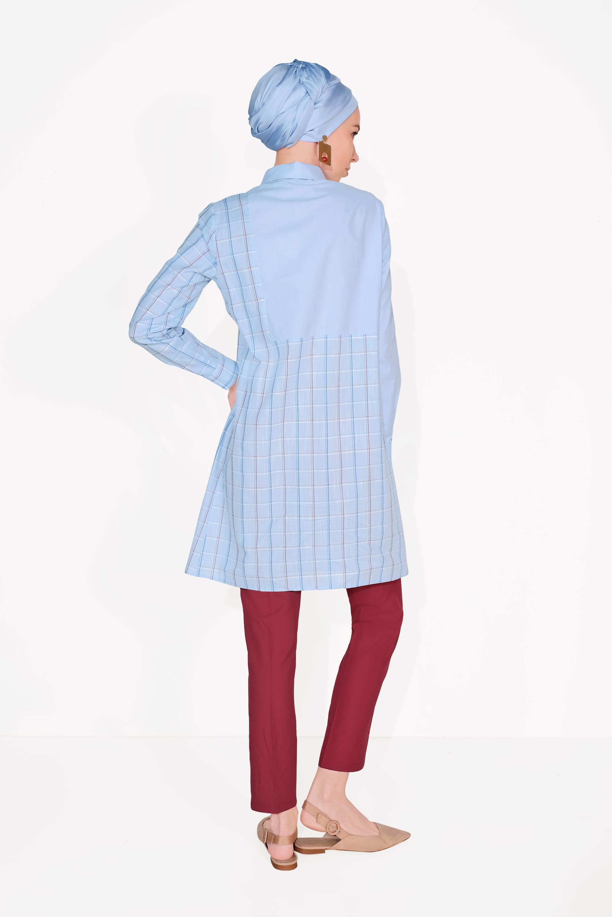 Kareli model şıklığı