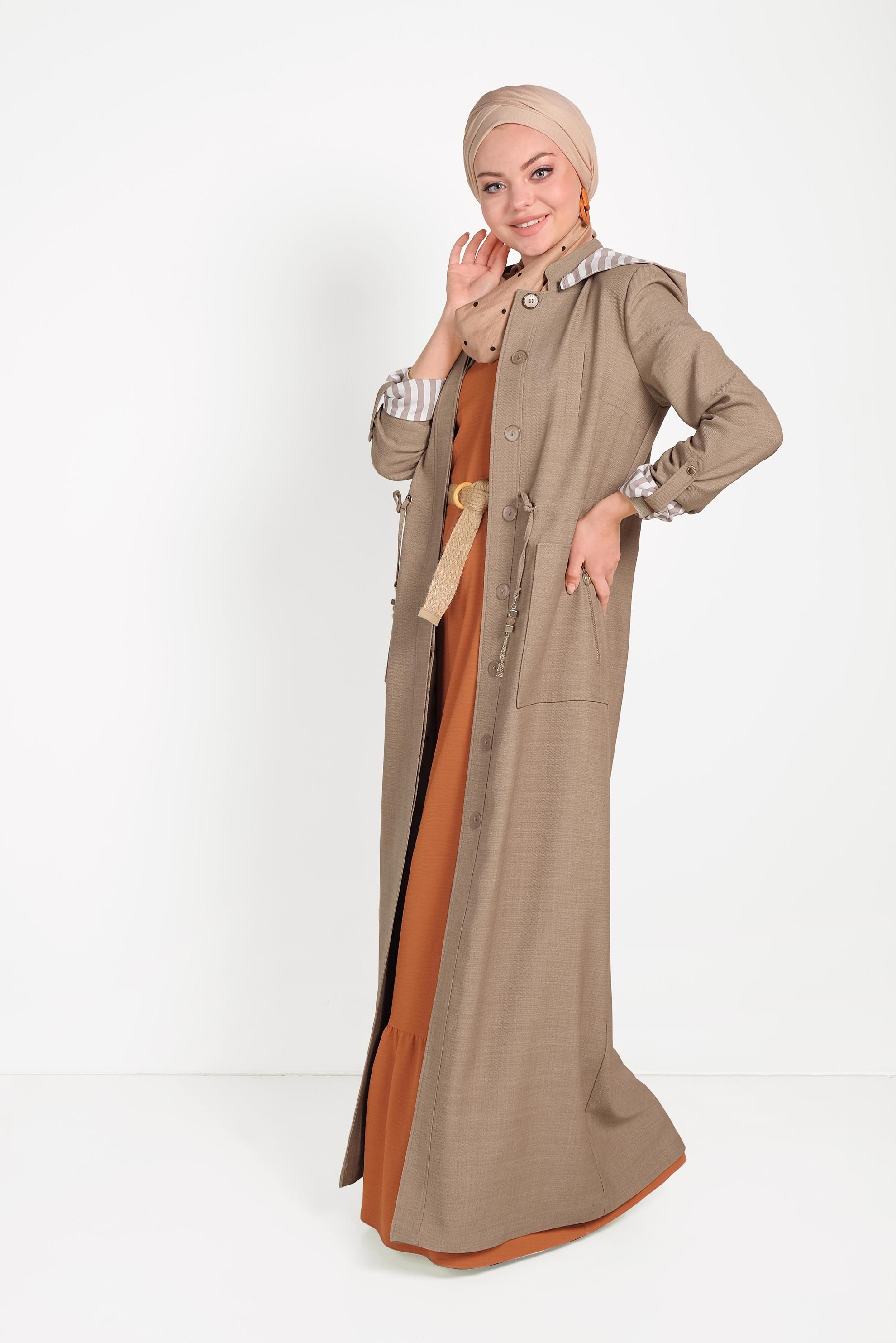 Tesettür giyim KAHVE DÜĞMELİ KAPÜŞONLU PARDESÜ 10160