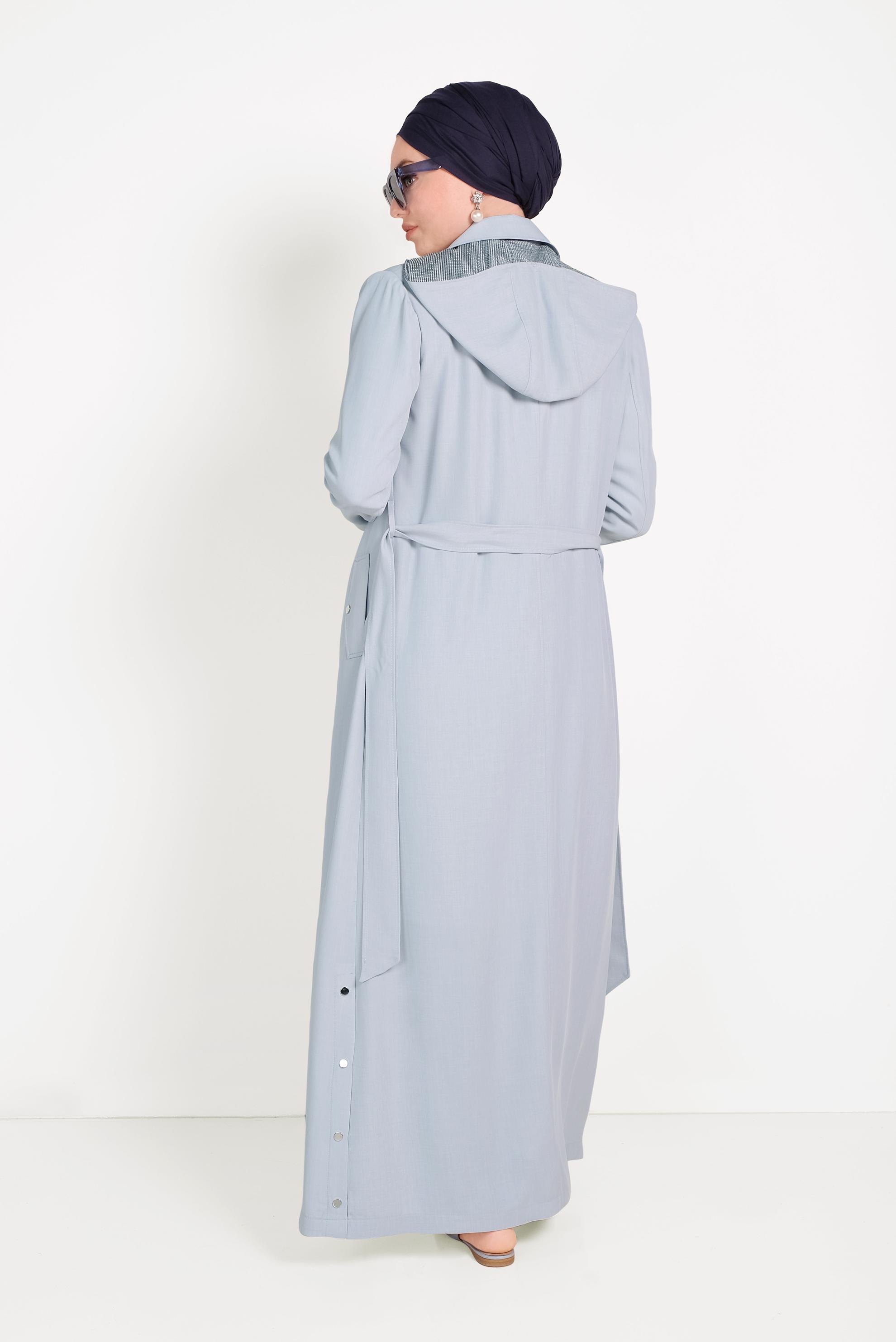 Tesettür giyim GRİ FİLE DETAYLI DÜĞMELİ PARDESÜ 10162