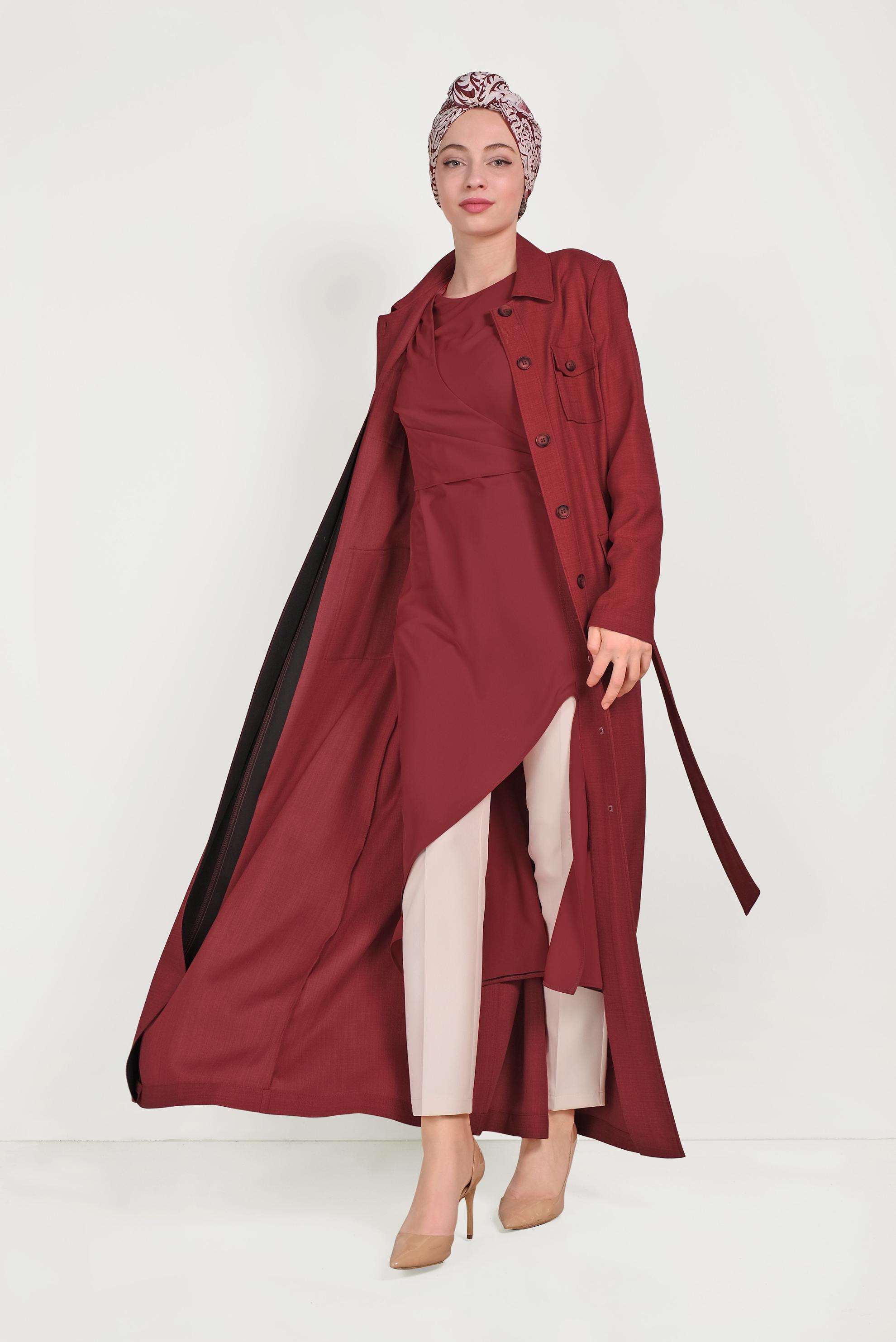 Tesettür giyim KIRMIZI KUŞAKLI DÜĞMELİ PARDESÜ 10163