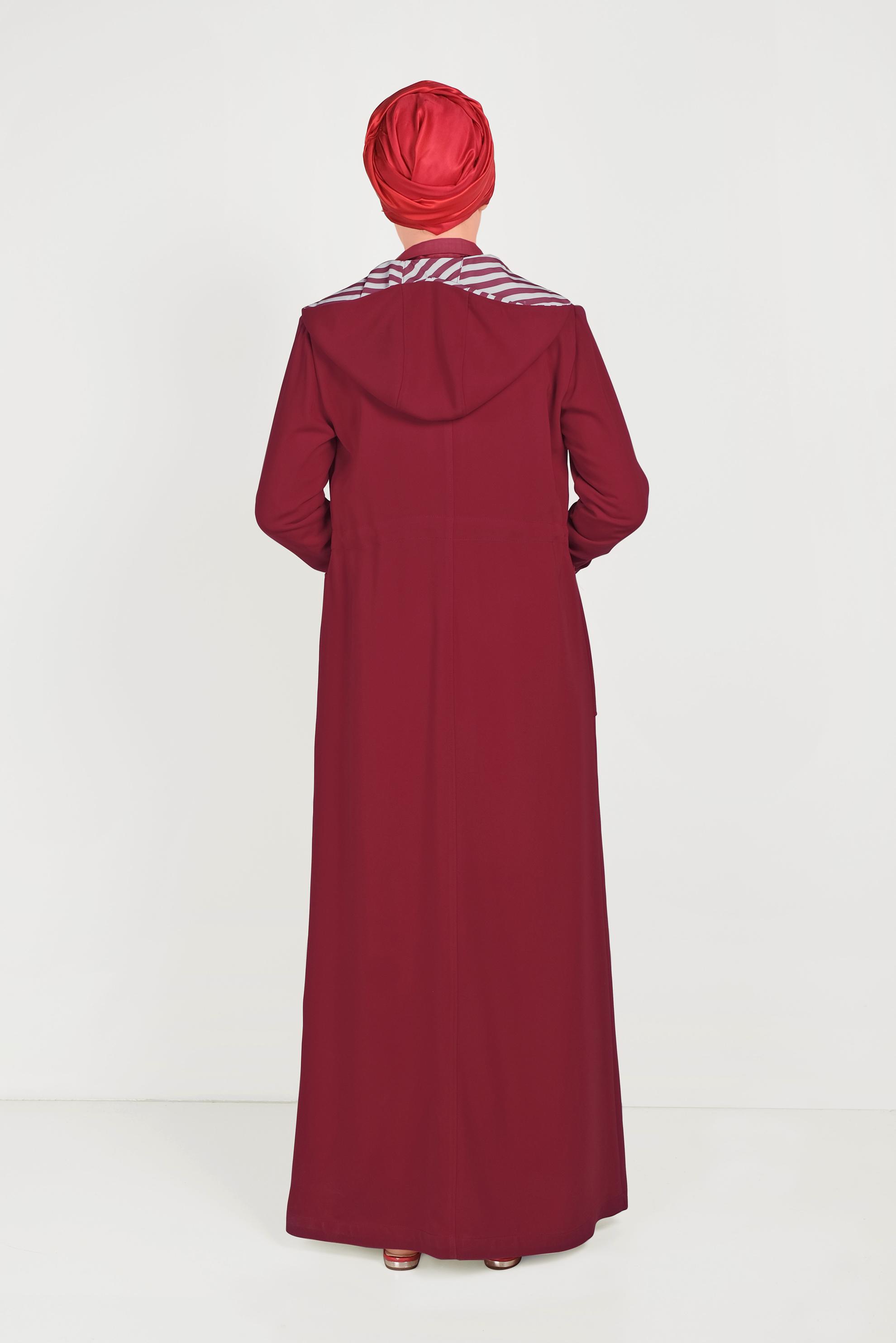 Tesettür giyim KIRMIZI BELİ BÜZGÜLÜ KAPÜŞONLU PARDESÜ 10168