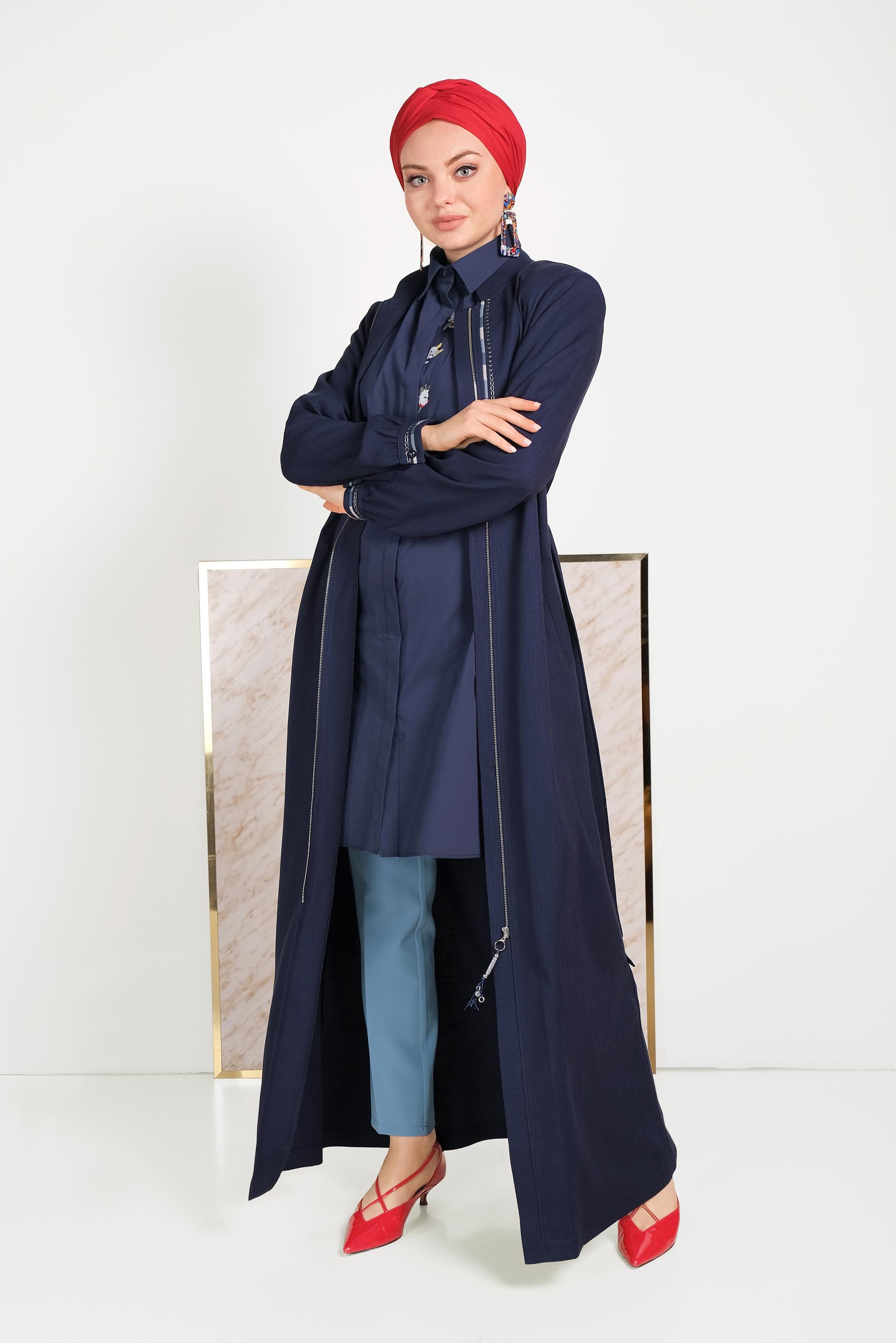 Tesettür giyim LACİVERT NAKIŞLI FERMUARLI PARDESÜ 10183