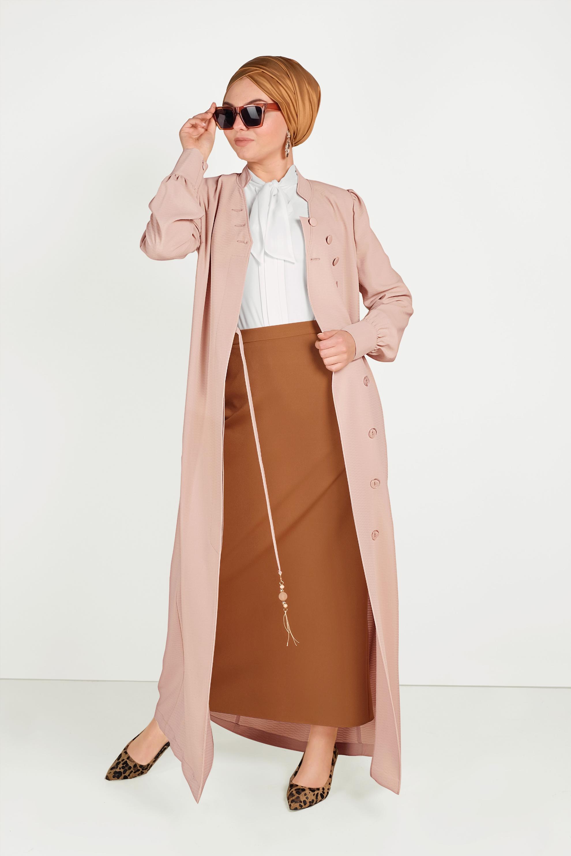 Tesettür giyim BEJ HAKİM YAKA DÜĞMELİ PARDESÜ 10184