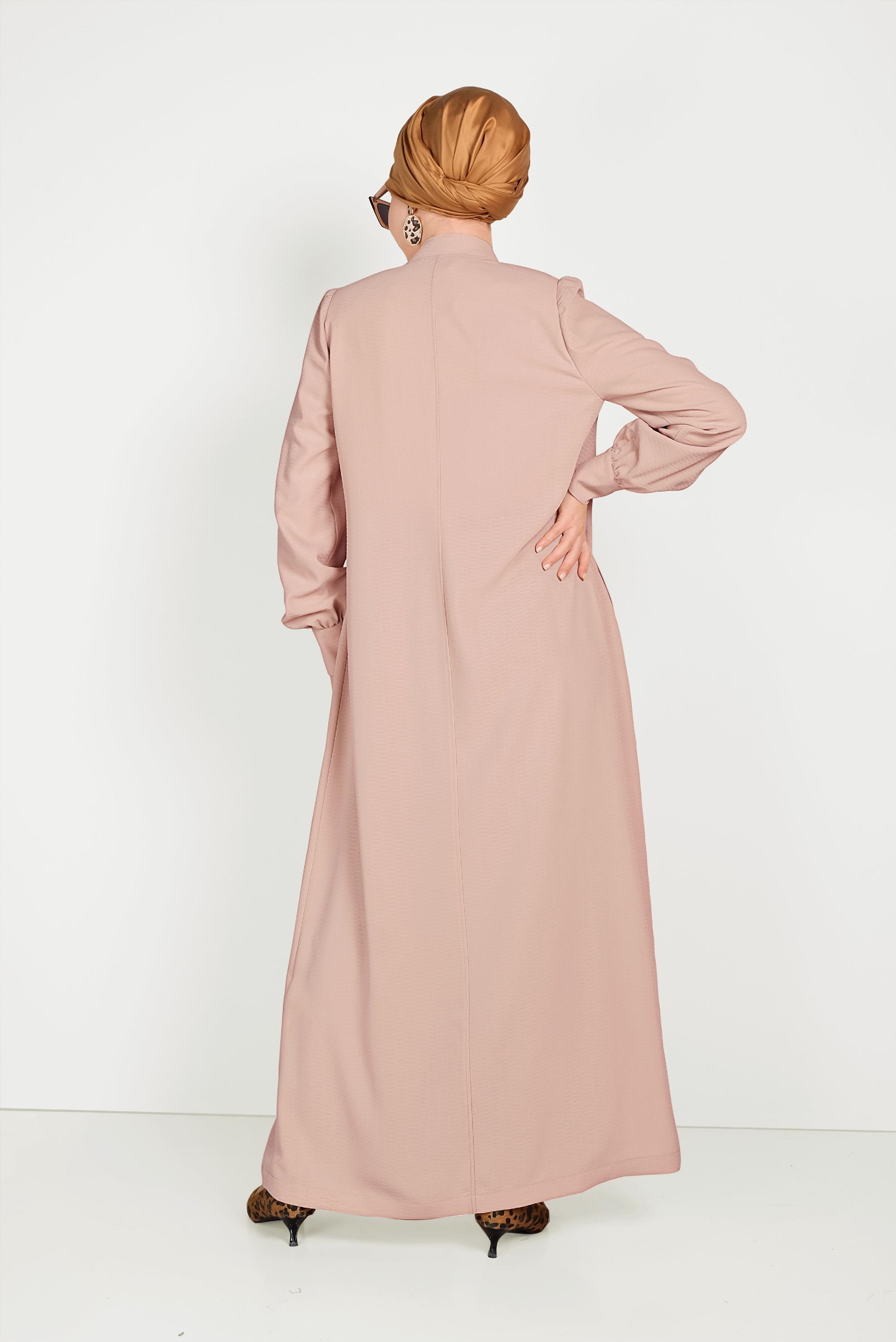 Tesettür giyim BEJ HAKİM YAKA DÜĞMELİ PARDESÜ 10184