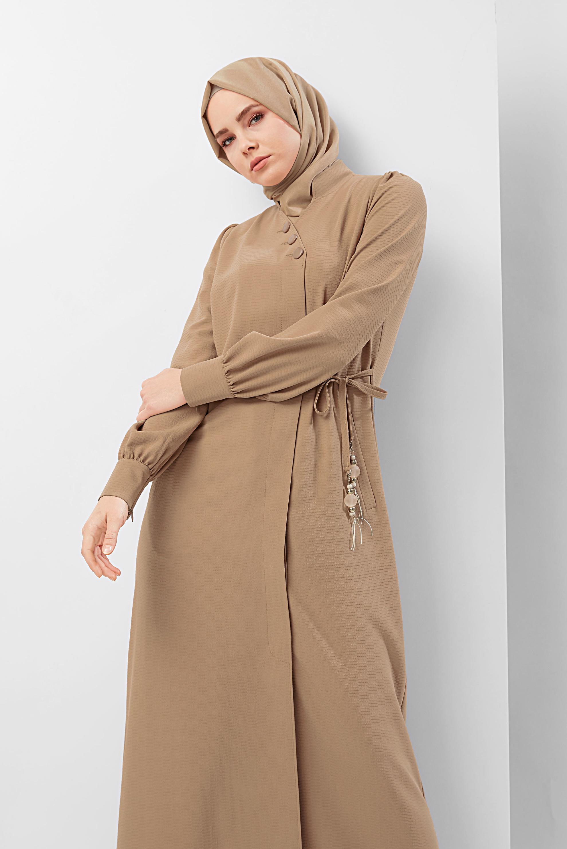 Tesettür giyim TABA HAKİM YAKA DÜĞMELİ PARDESÜ 10184