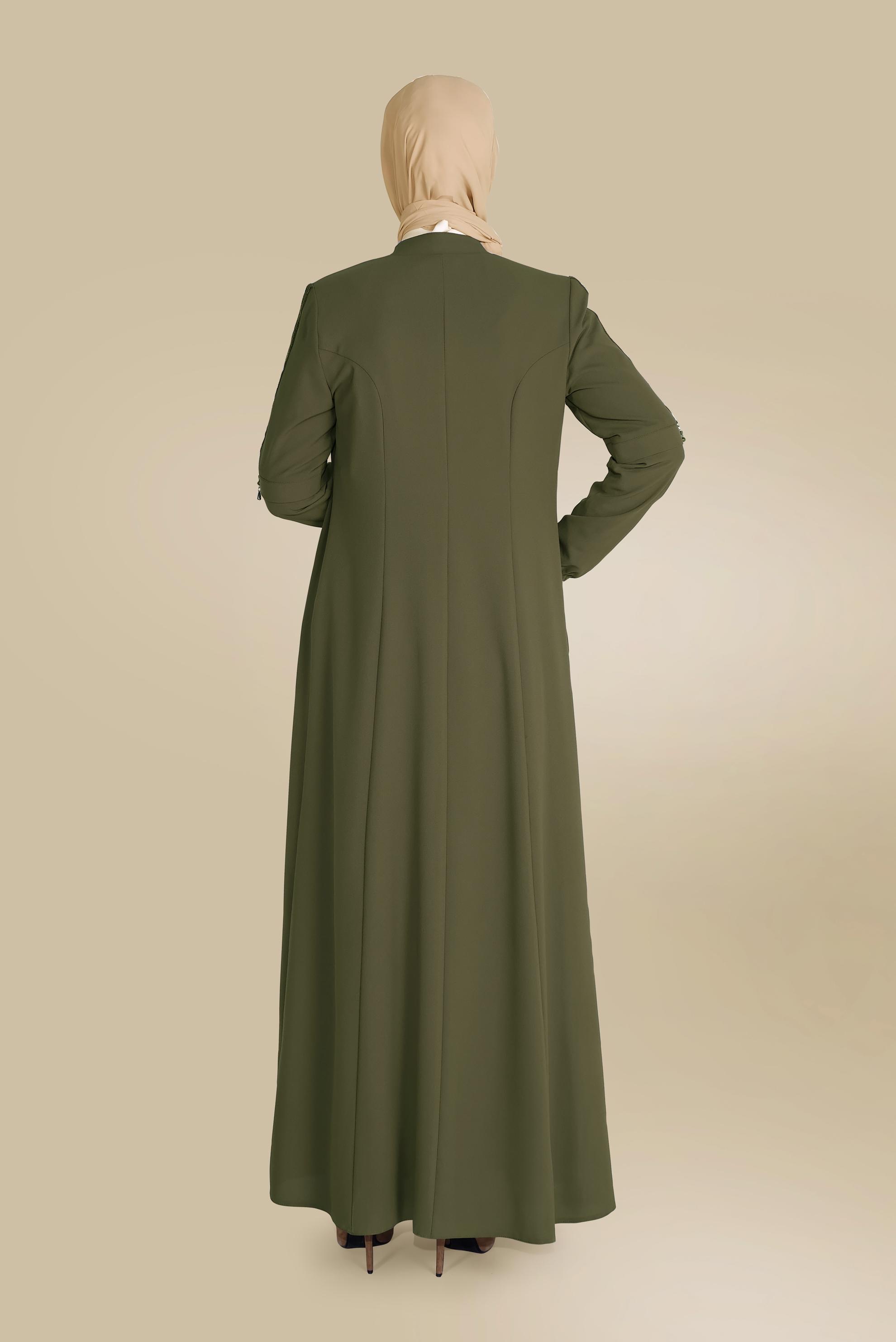 Tesettür giyim HAKİ KOLLARI BONCUK VE ŞERİT DETAYLI PARDESÜ 10202 