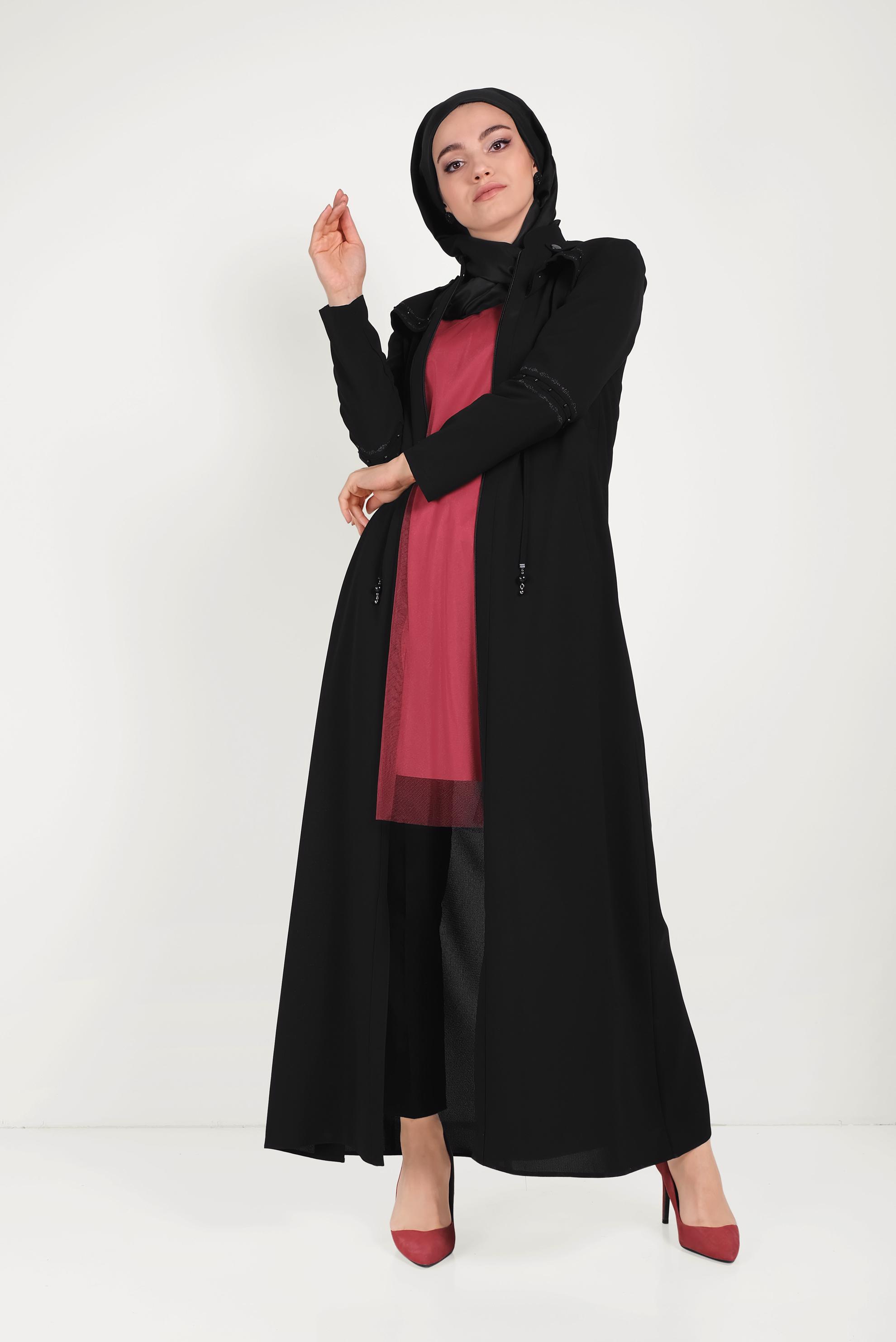 Tesettür giyim SİYAH BELDEN BÜZGÜLÜ KAPÜŞONLU PARDESÜ 10204