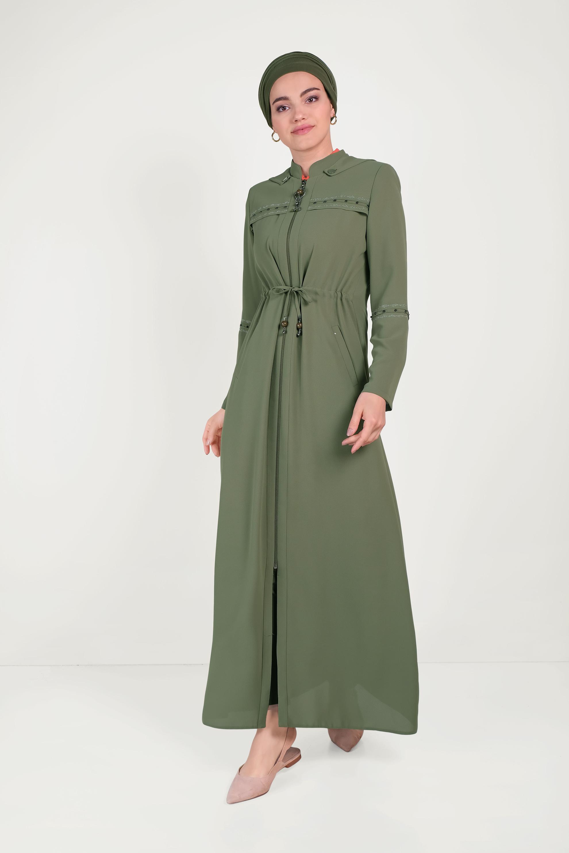 Tesettür giyim HAKİ BELDEN BÜZGÜLÜ KAPÜŞONLU PARDESÜ 10204