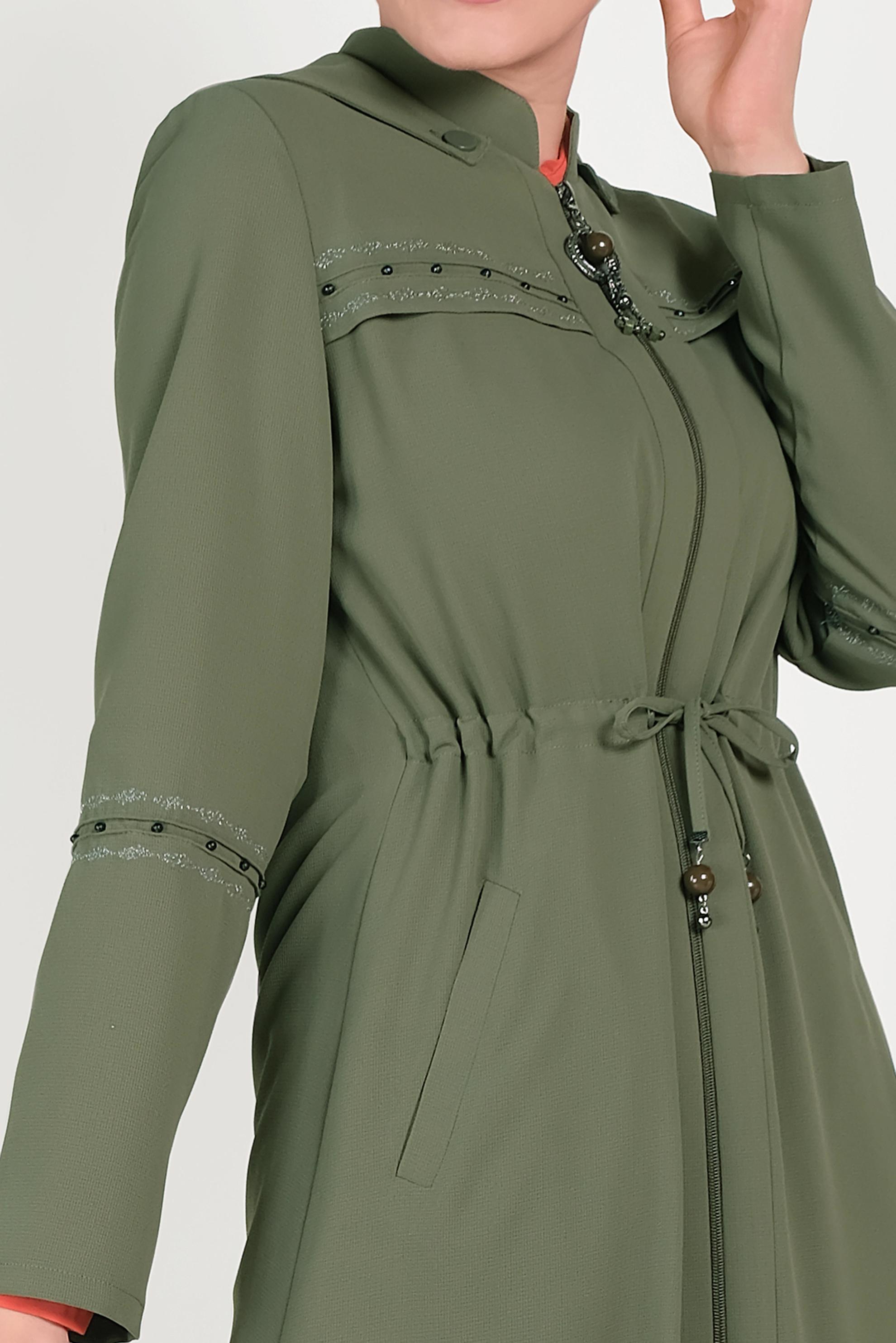 Tesettür giyim HAKİ BELDEN BÜZGÜLÜ KAPÜŞONLU PARDESÜ 10204