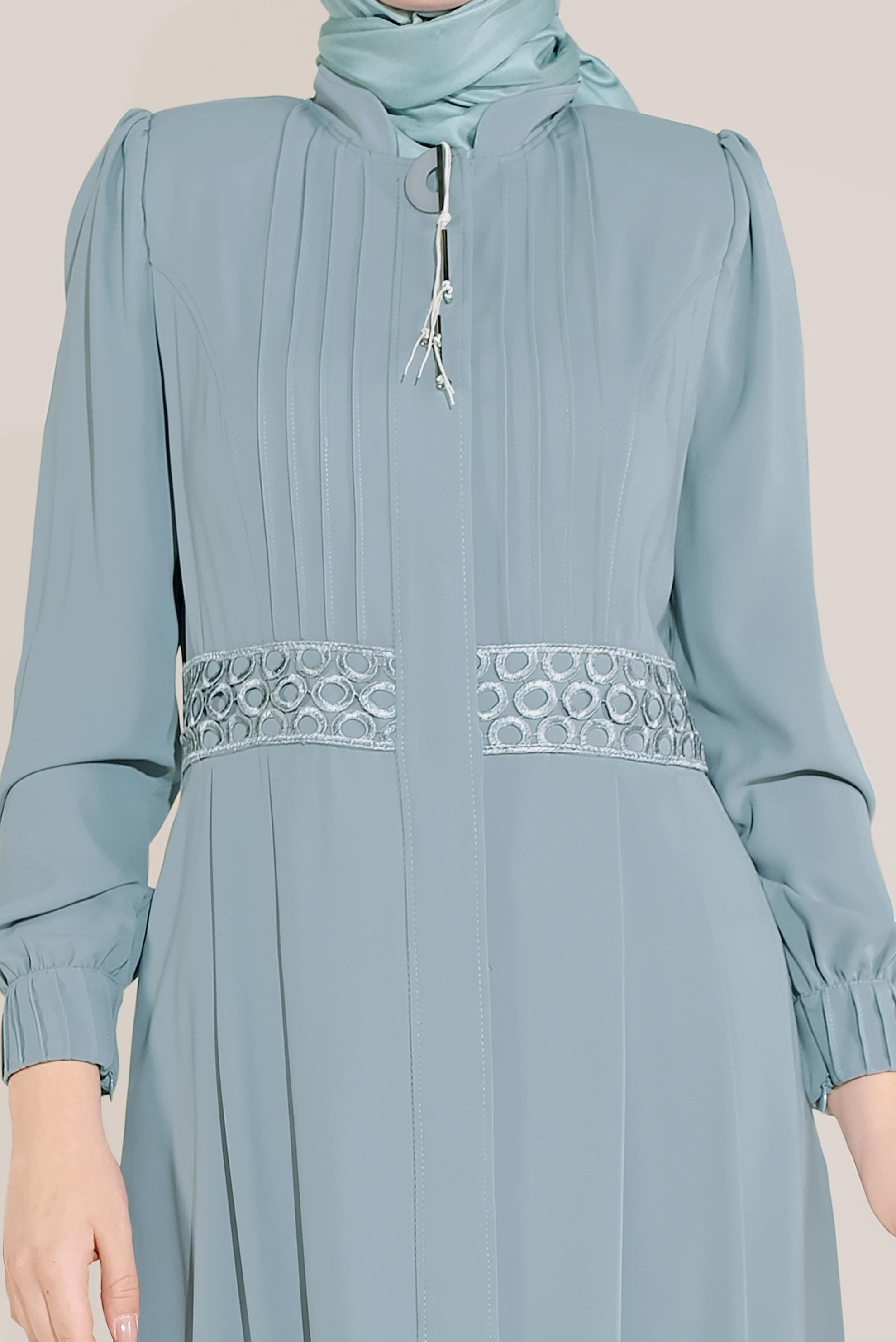 Tesettür giyim MAVİ BELİ İŞLEMELİ PARDESÜ 10215
