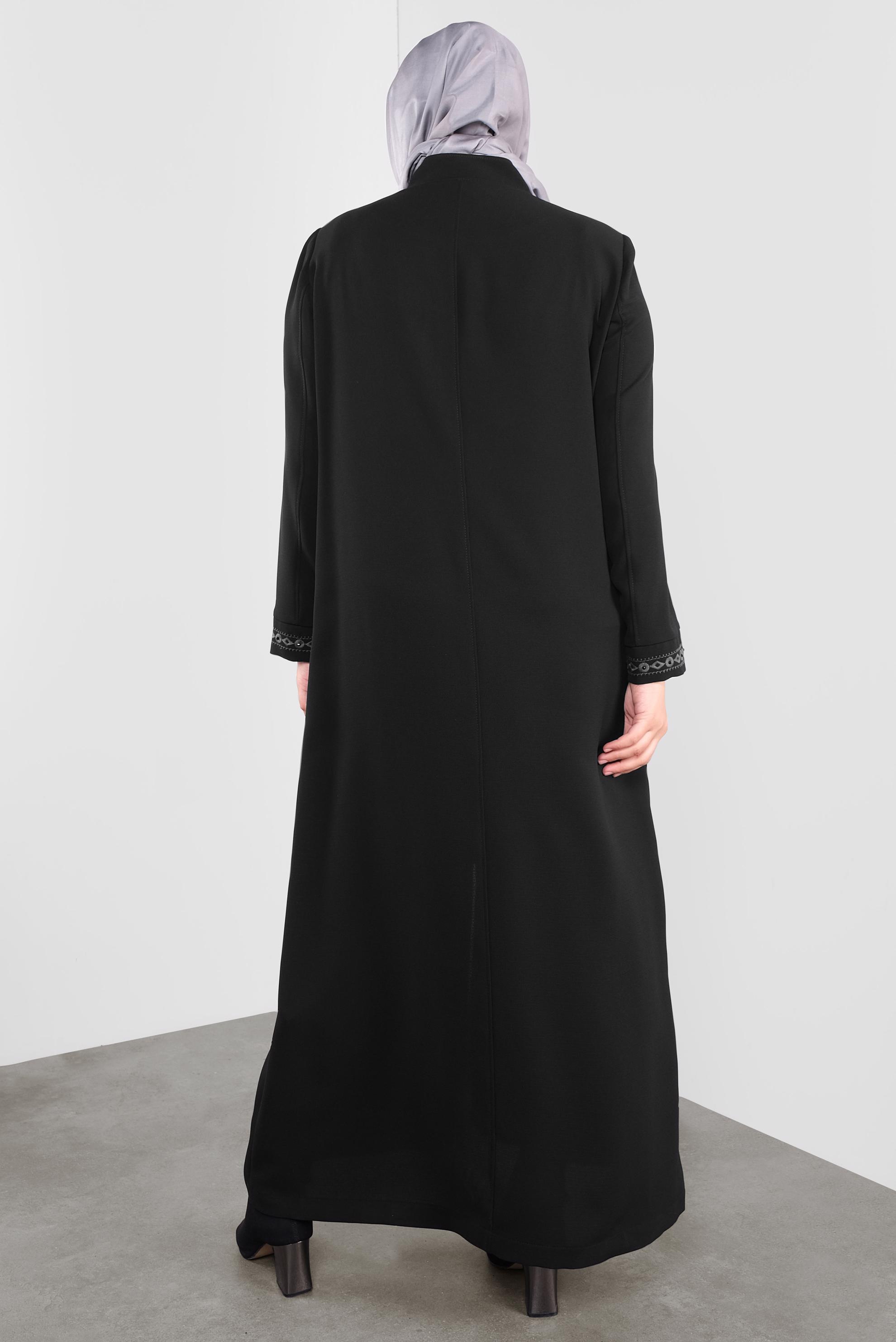 Hijab clothing BLACK EMBROIDERED ZIPPED TOPCOAT 10221 