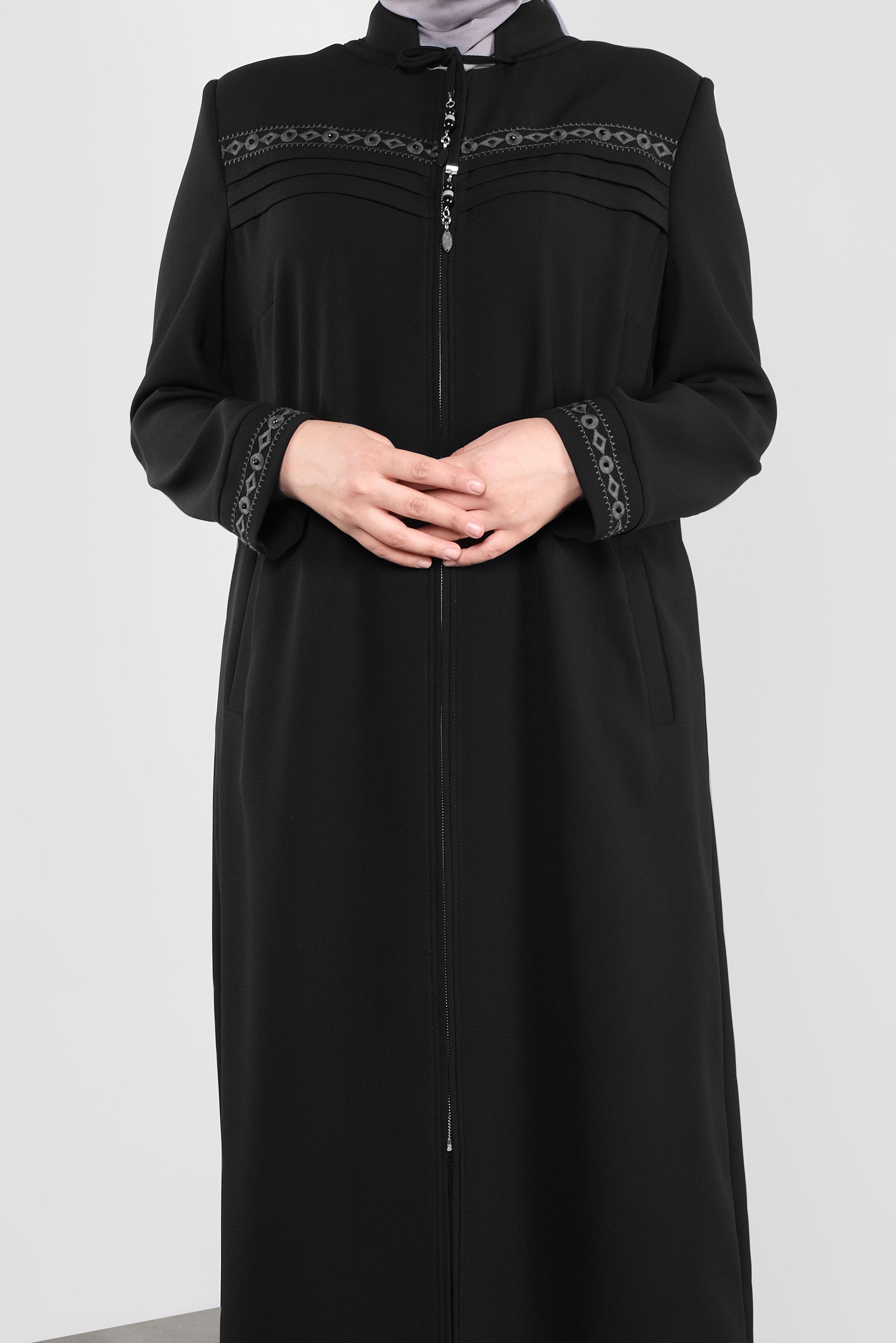 Hijab clothing BLACK EMBROIDERED ZIPPED TOPCOAT 10221 