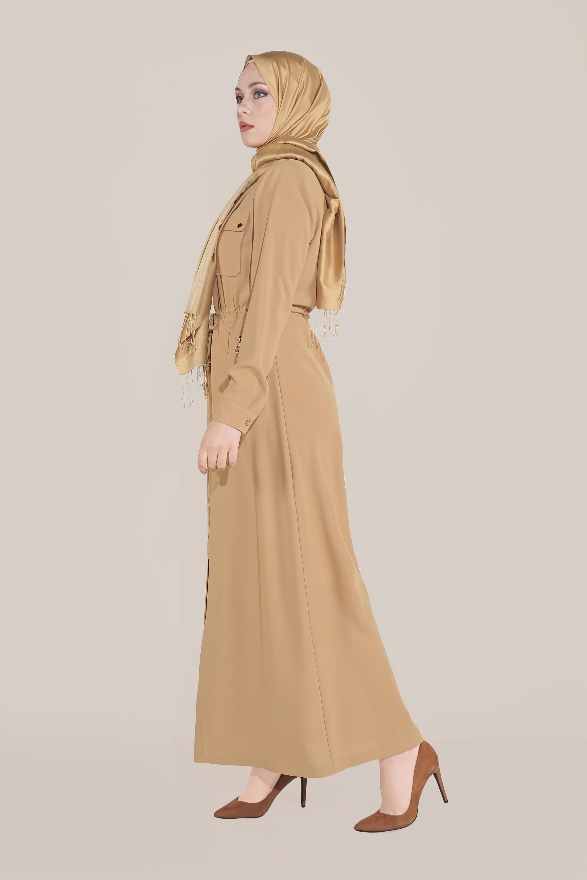 Tesettür giyim SARI CEPLERİ DÜĞME DETAYLI FERMUARLI PARDESÜ 10225