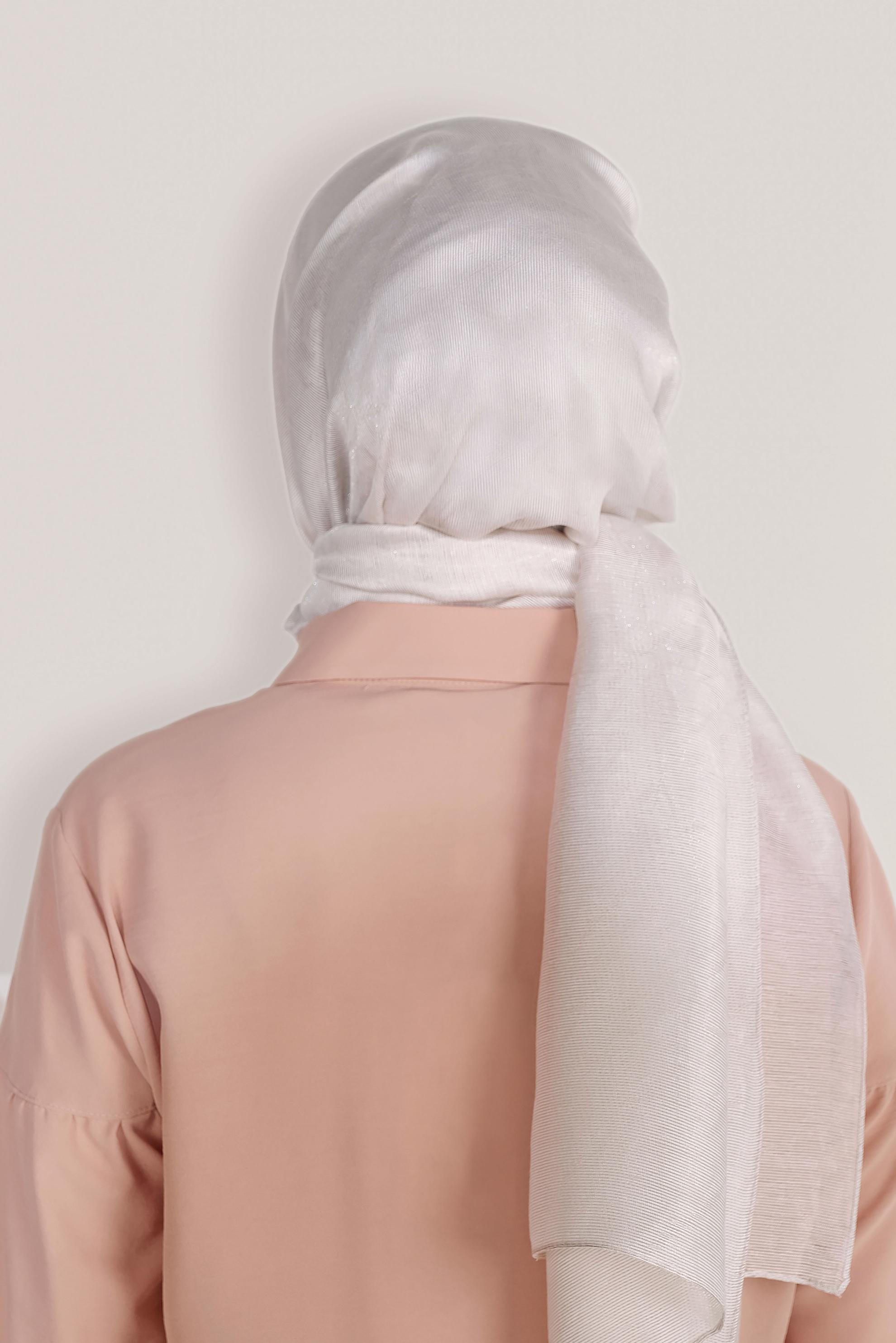 Tesettür giyim BEJ 8012 ALVİNA JAKARLI DESENLİ ŞAL