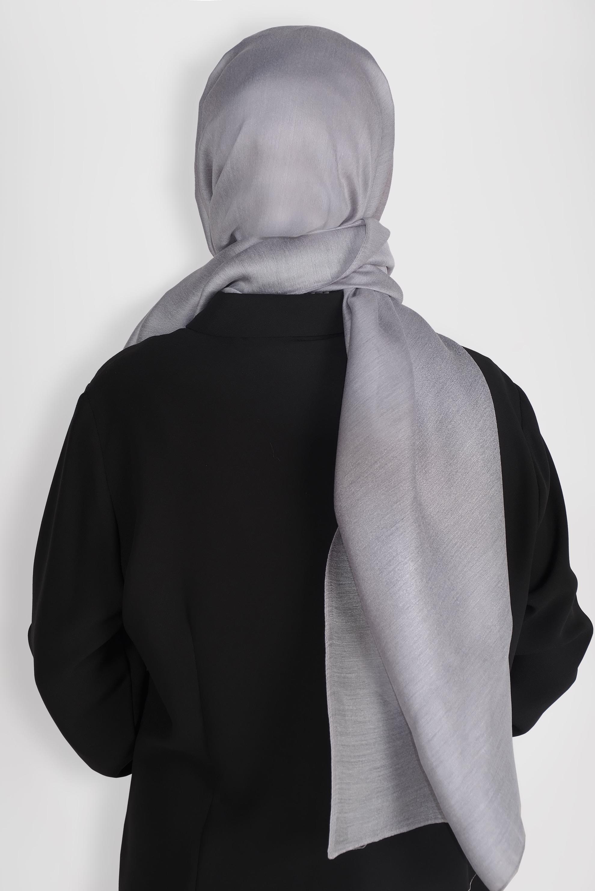 Tesettür giyim GRİ 8013 ALVİNA IŞILTILI ŞAL