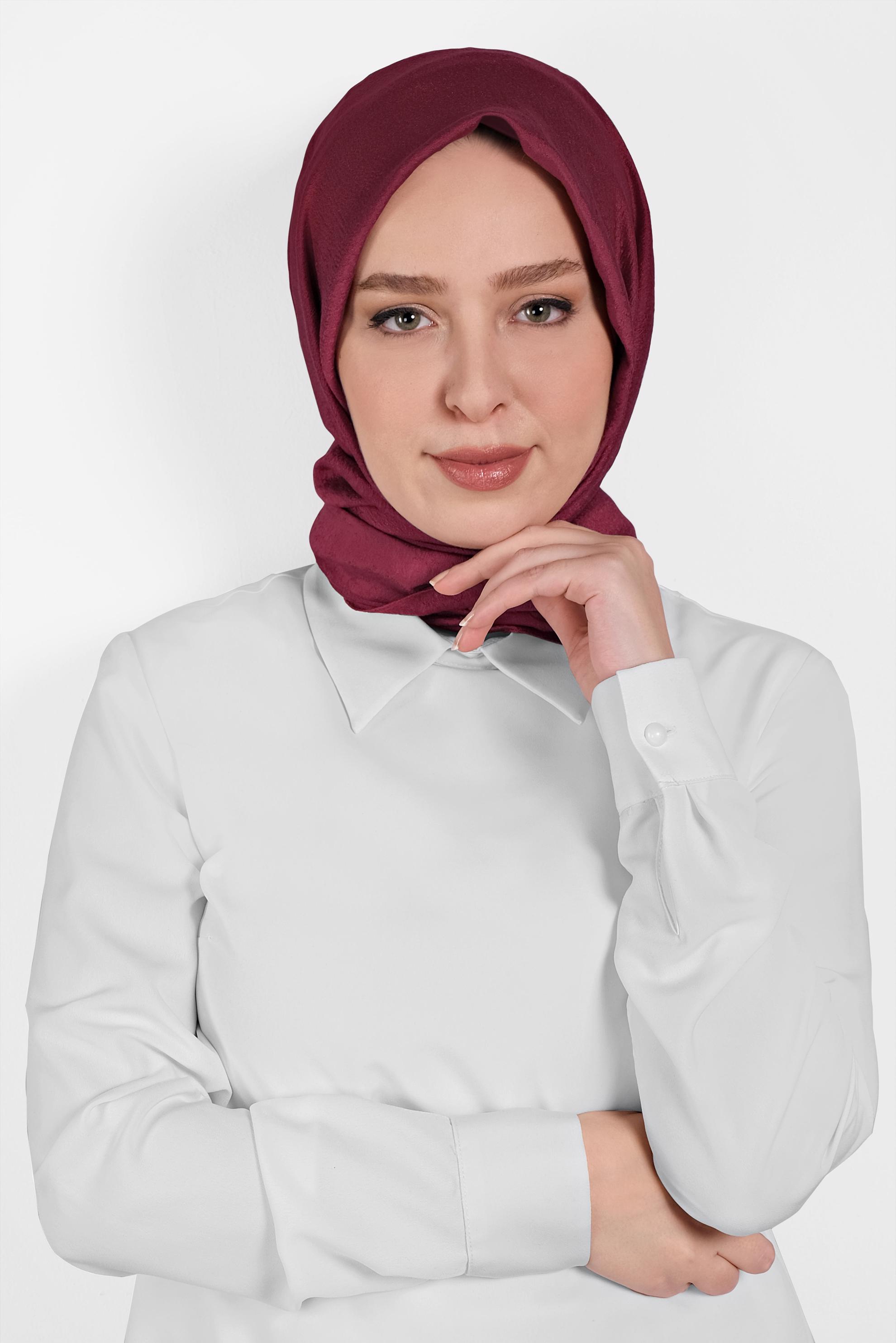 Tesettür giyim BORDO 8016 ALVİNA KUMLU ŞAL