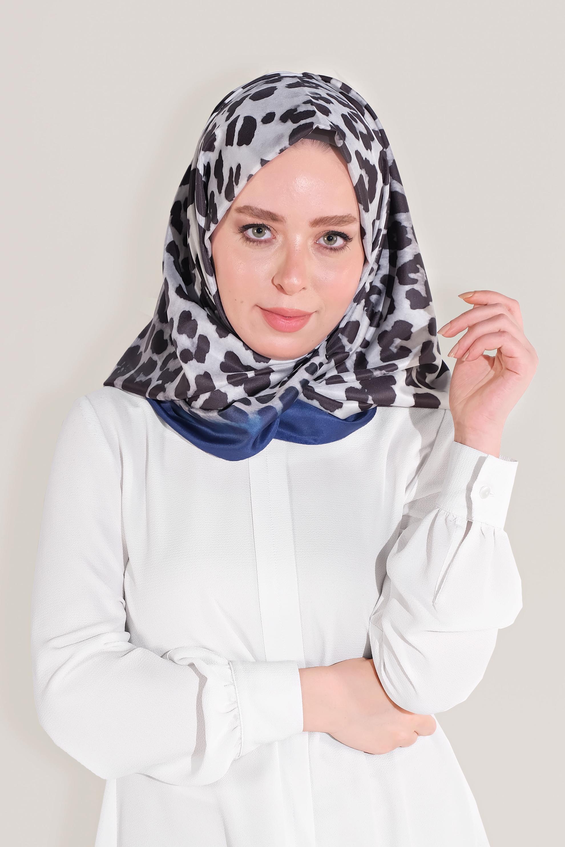 Tesettür giyim LACİVERT ALVİNA LEOPAR ŞAL 8019 