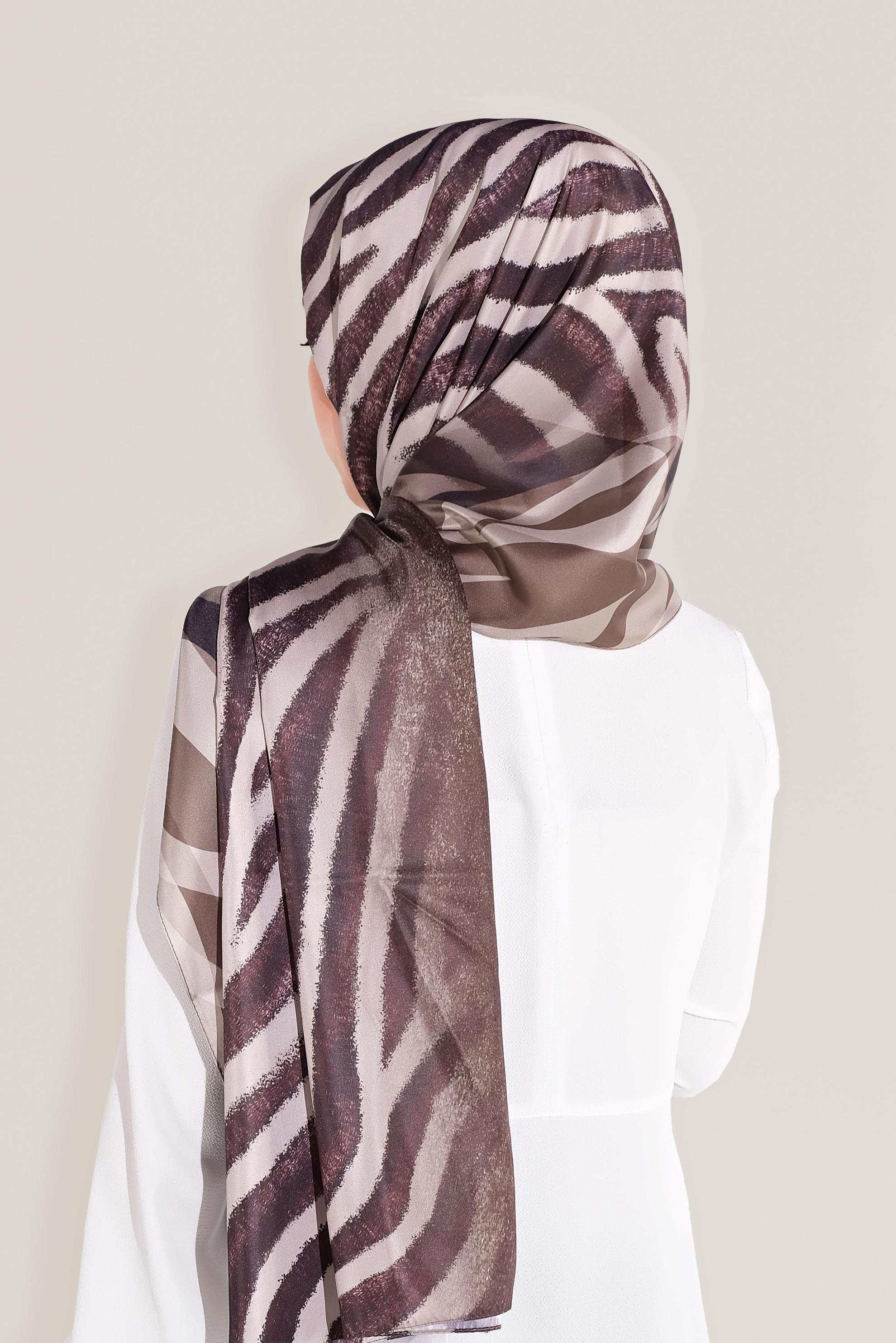 Vêtements hijab PRUNE CHÂLE ALVNA TIE-DYE MOTIF ZÈBRE 8020