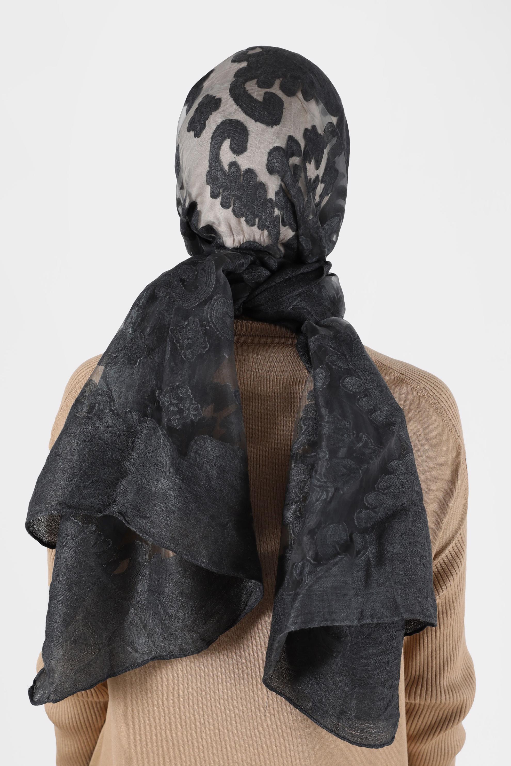 Tesettür giyim SİYAH ALVİNA DÜZ ÖZEL SERİ ŞAL 8041 