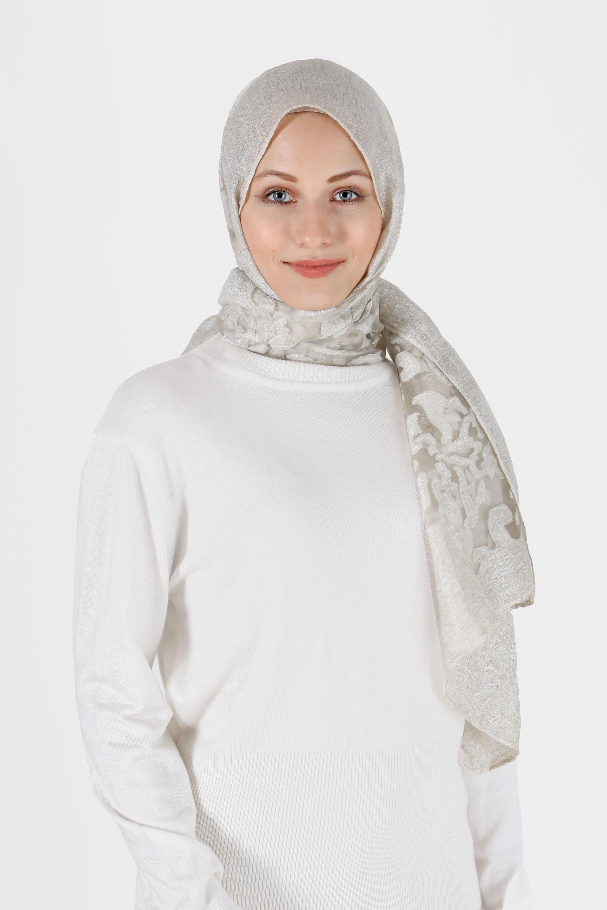 Tesettür giyim BEJ ALVİNA DÜZ ÖZEL SERİ ŞAL 8041 