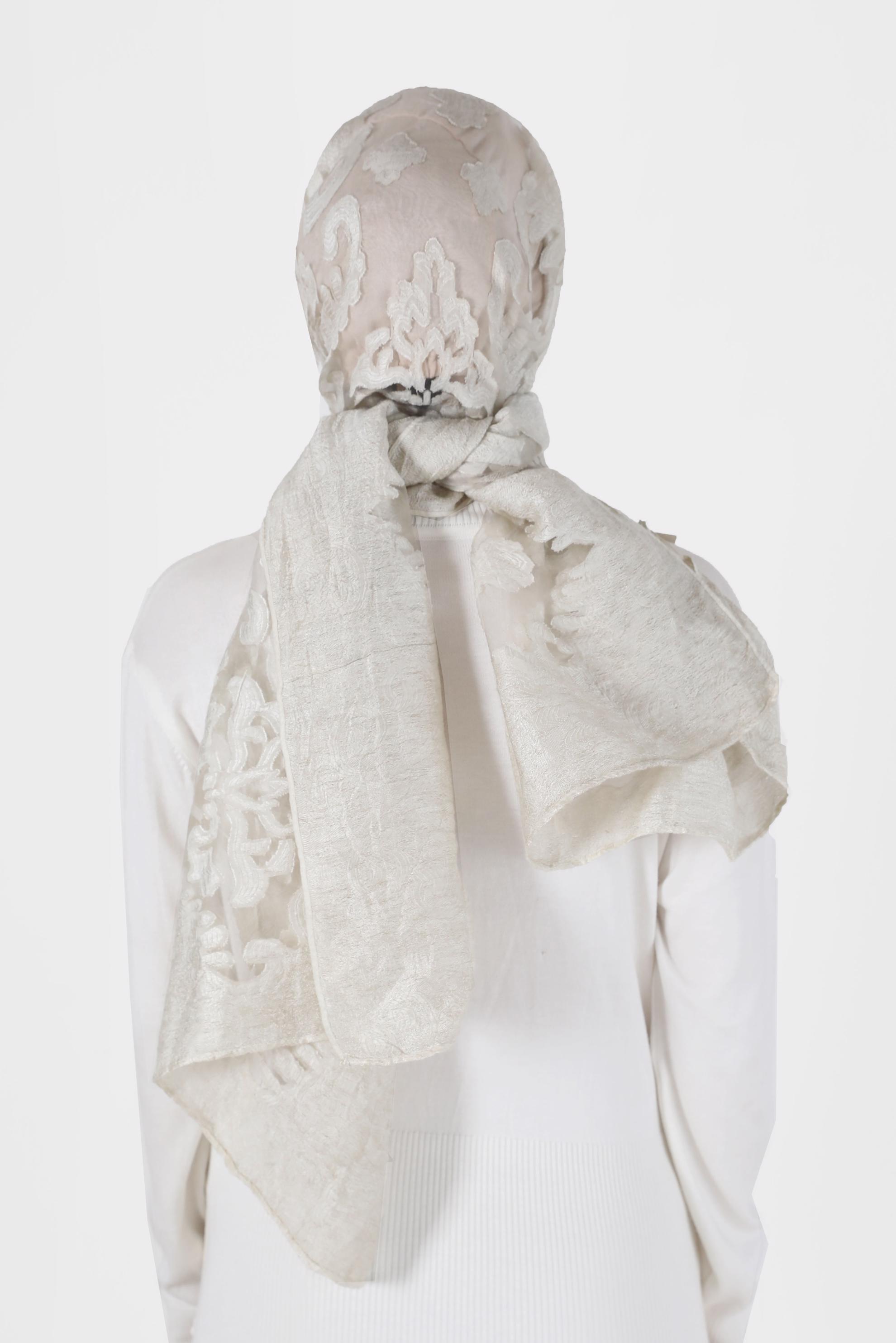 Tesettür giyim BEJ ALVİNA DÜZ ÖZEL SERİ ŞAL 8041 