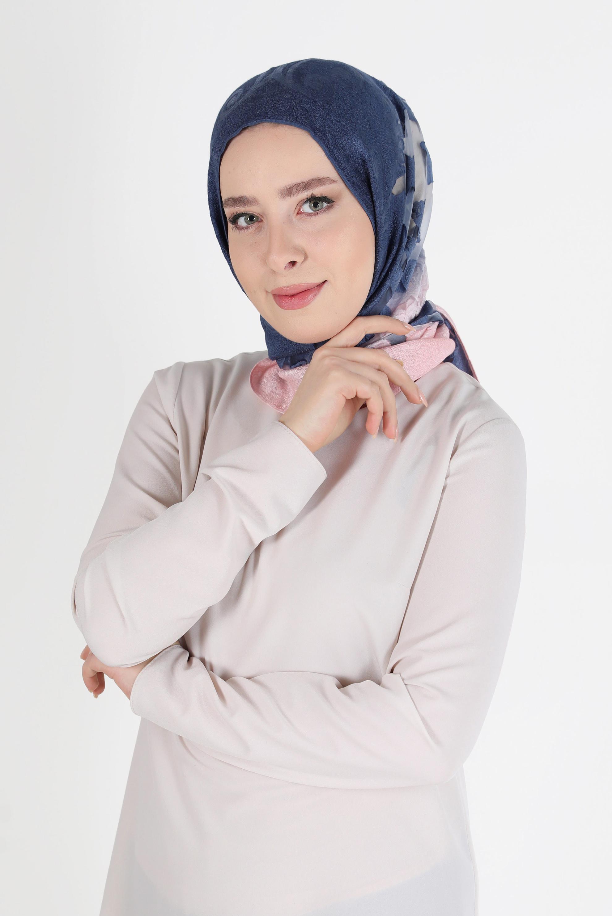 Tesettür giyim LACİVERT ALVİNA DESENLİ ŞAL 8042 