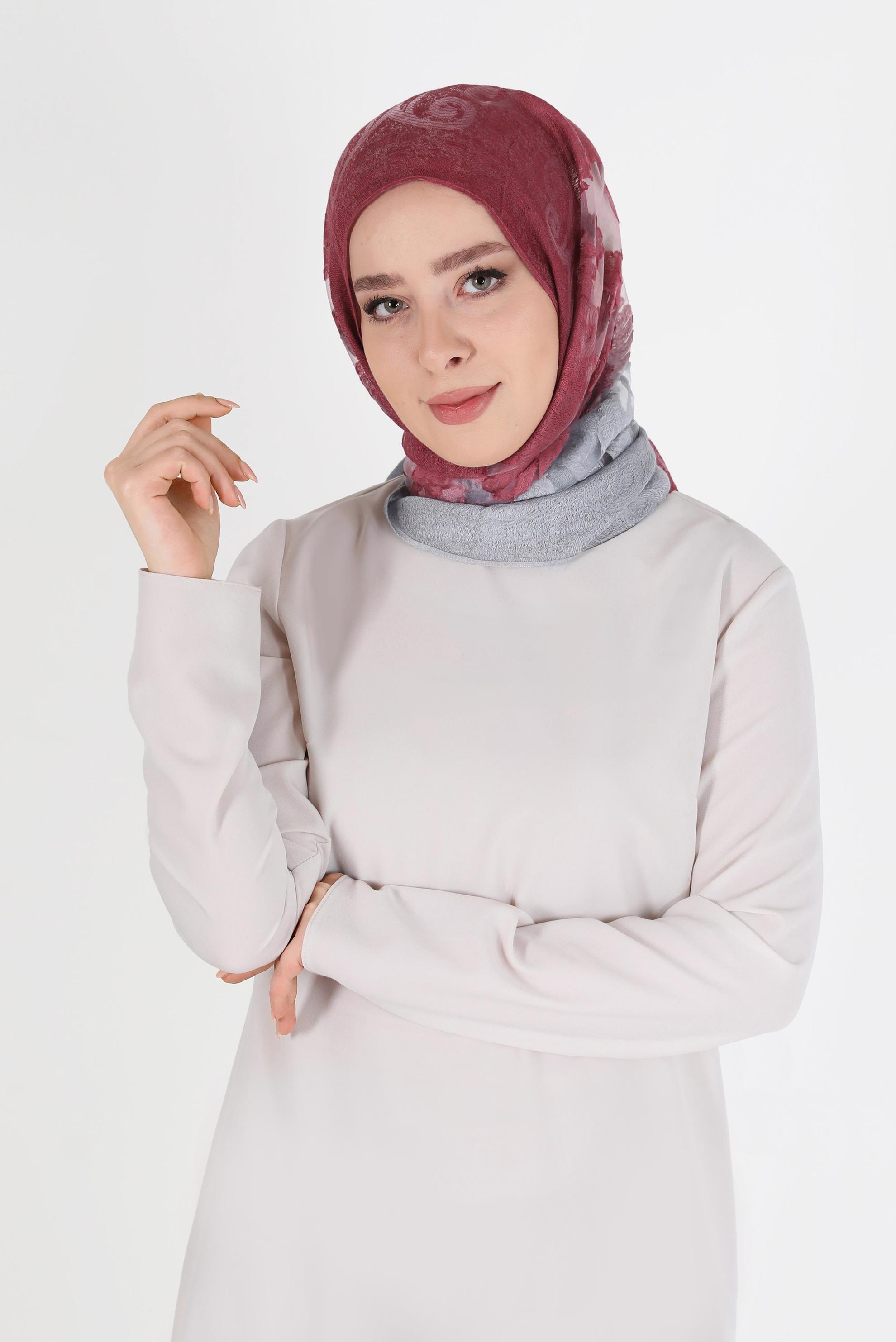 Tesettür giyim GRİ ALVİNA DESENLİ ŞAL 8042 