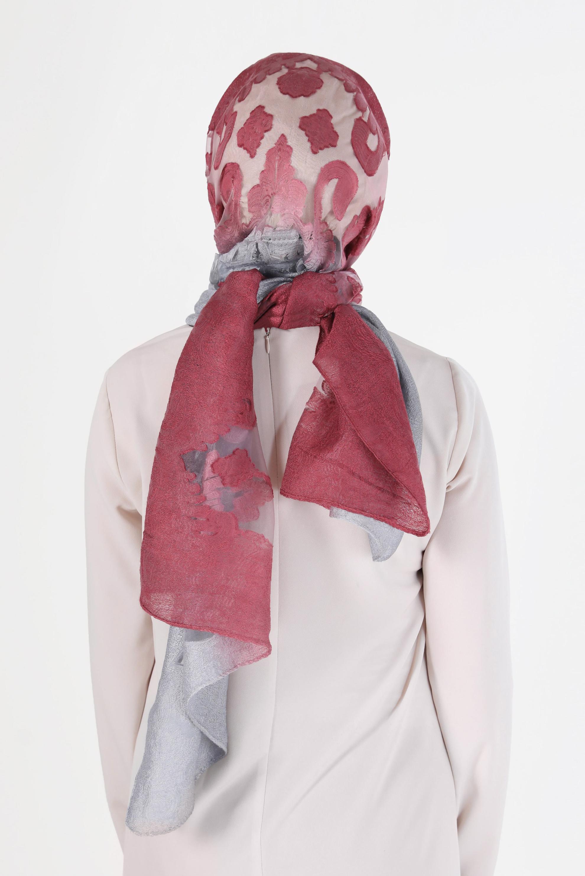 Tesettür giyim GRİ ALVİNA DESENLİ ŞAL 8042 