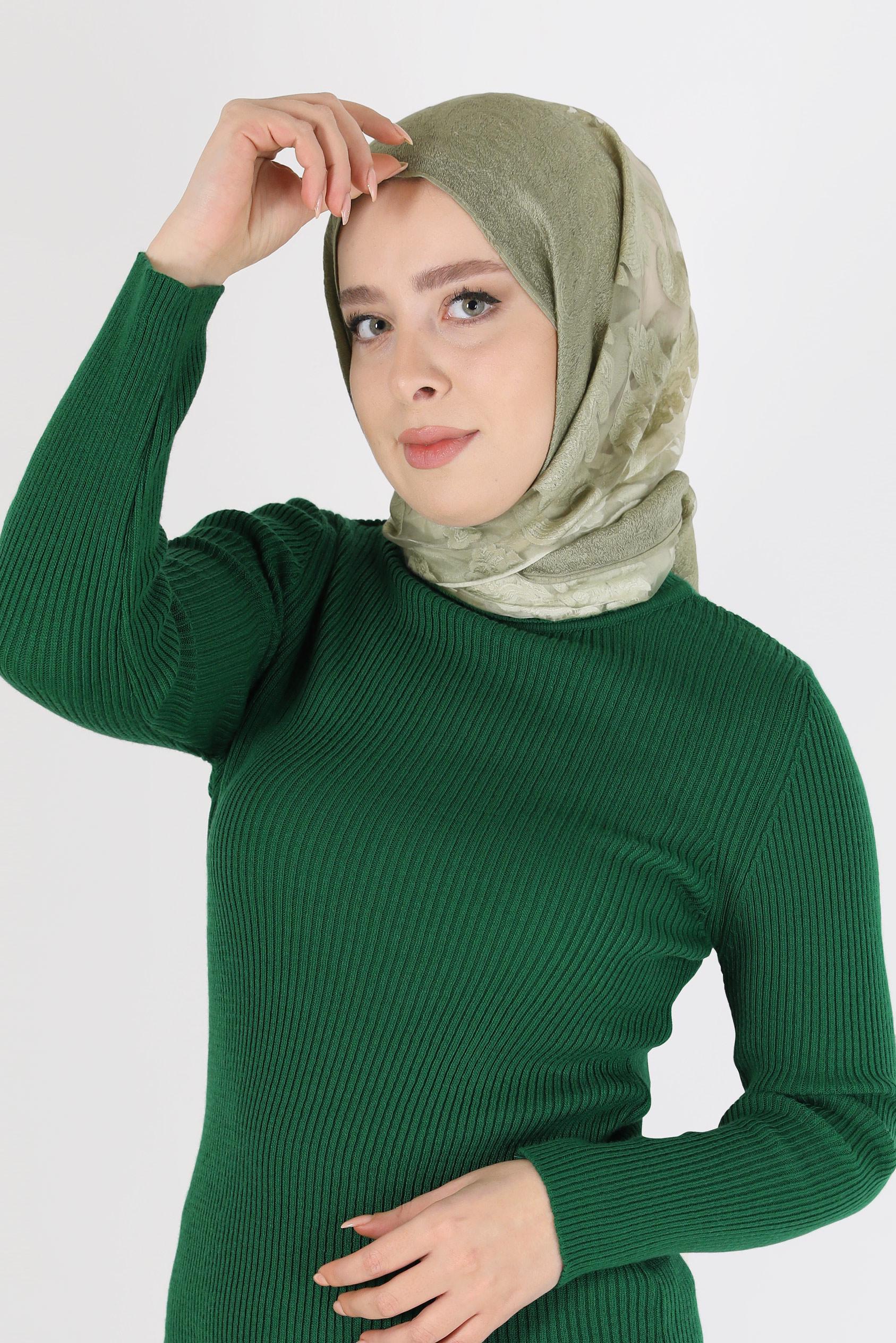 Tesettür giyim HAKİ ALVİNA DESENLİ ŞAL 8042 