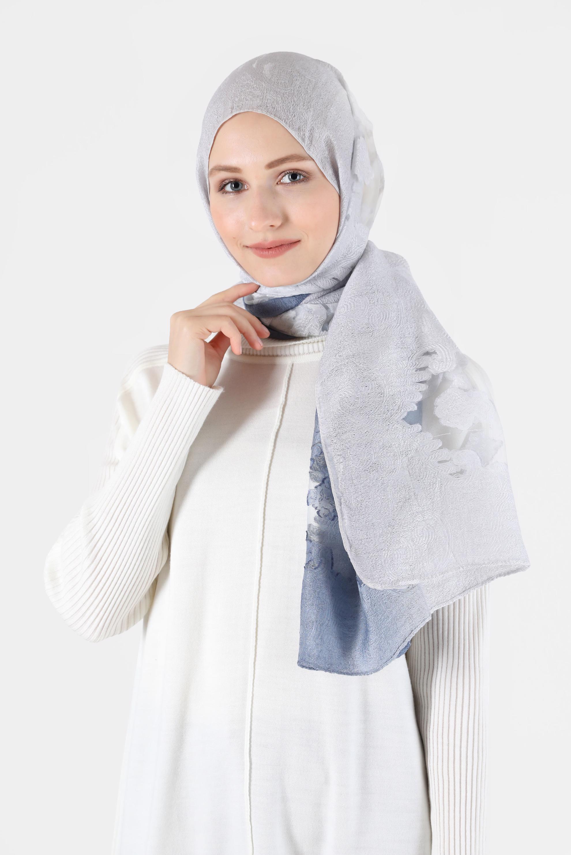 Tesettür giyim MAVİ ALVİNA DESENLİ ŞAL 8042 