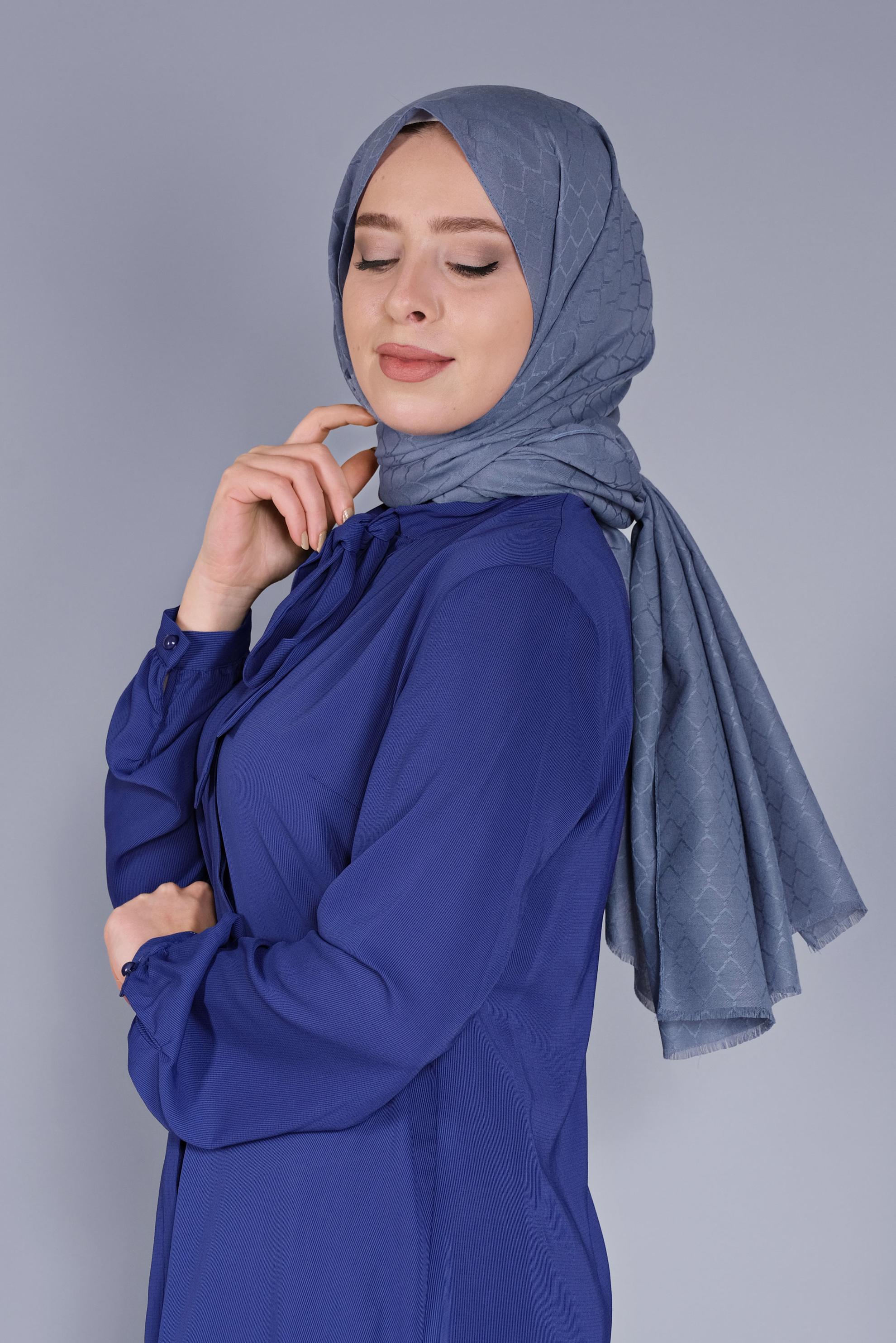 Tesettür giyim MAVİ ALVİNA PAMUK PETEK ŞAL 8061 