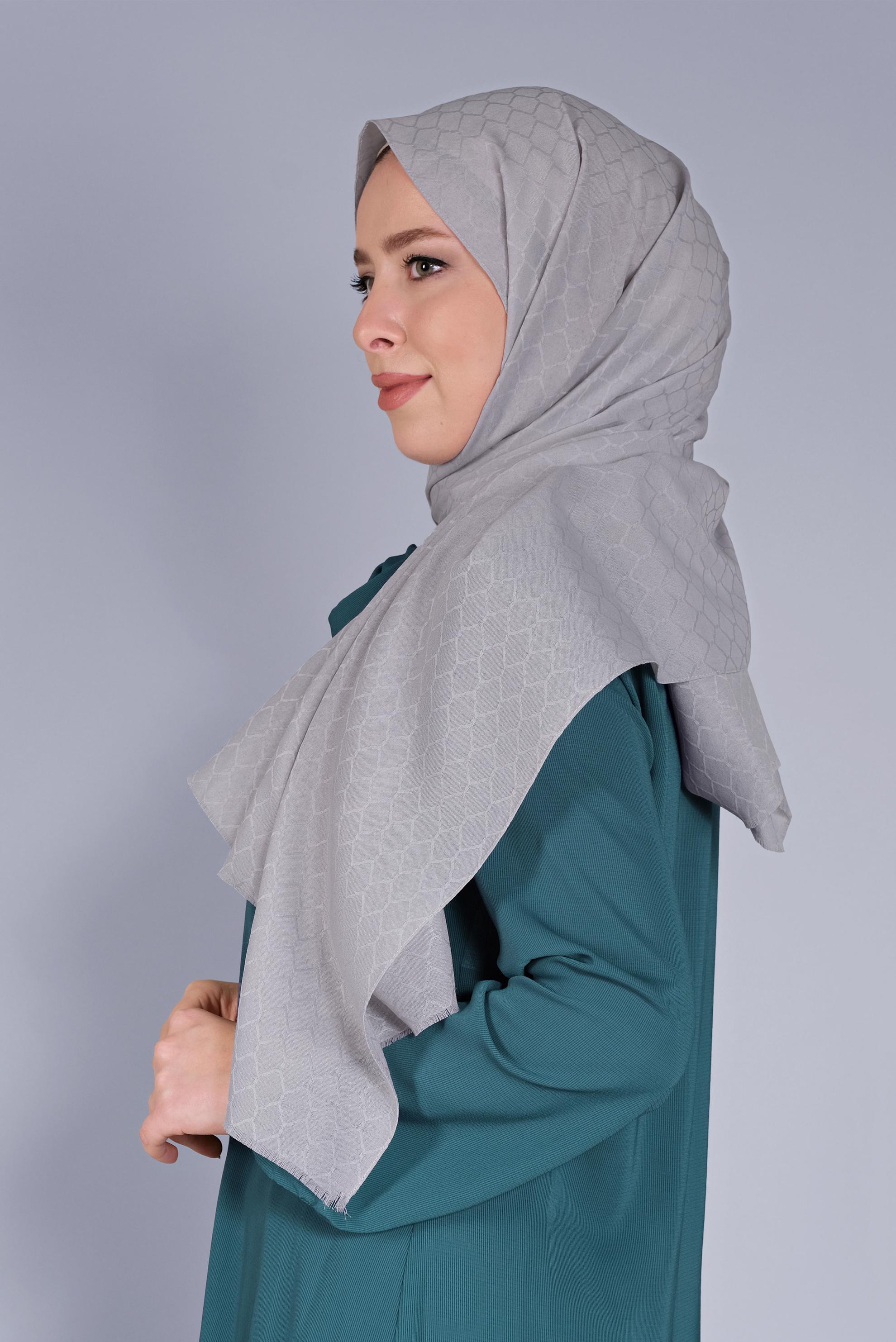 Tesettür giyim GÜMÜŞ ALVİNA PAMUK PETEK ŞAL 8061 