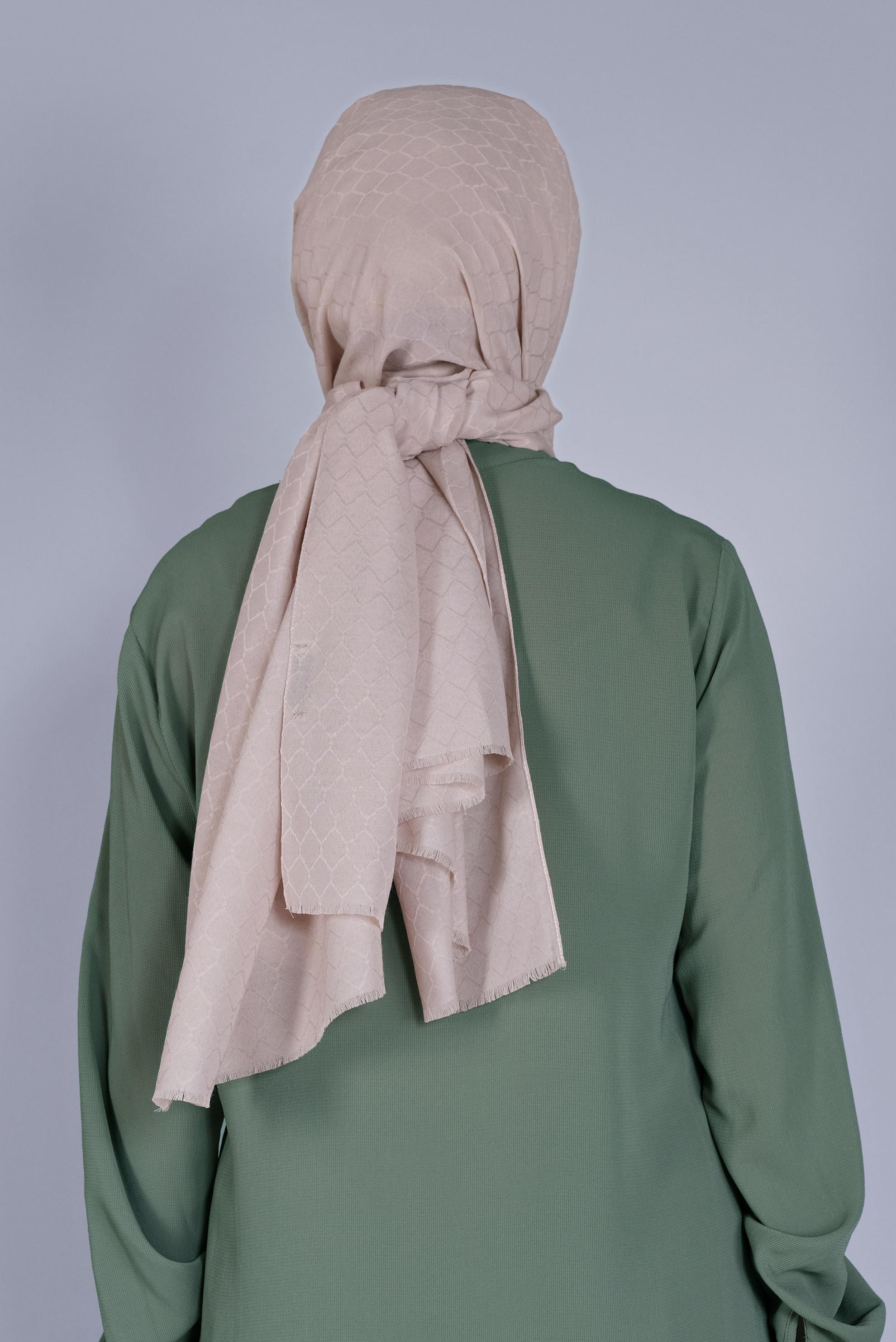 Tesettür giyim VİZON ALVİNA PAMUK PETEK ŞAL 8061 