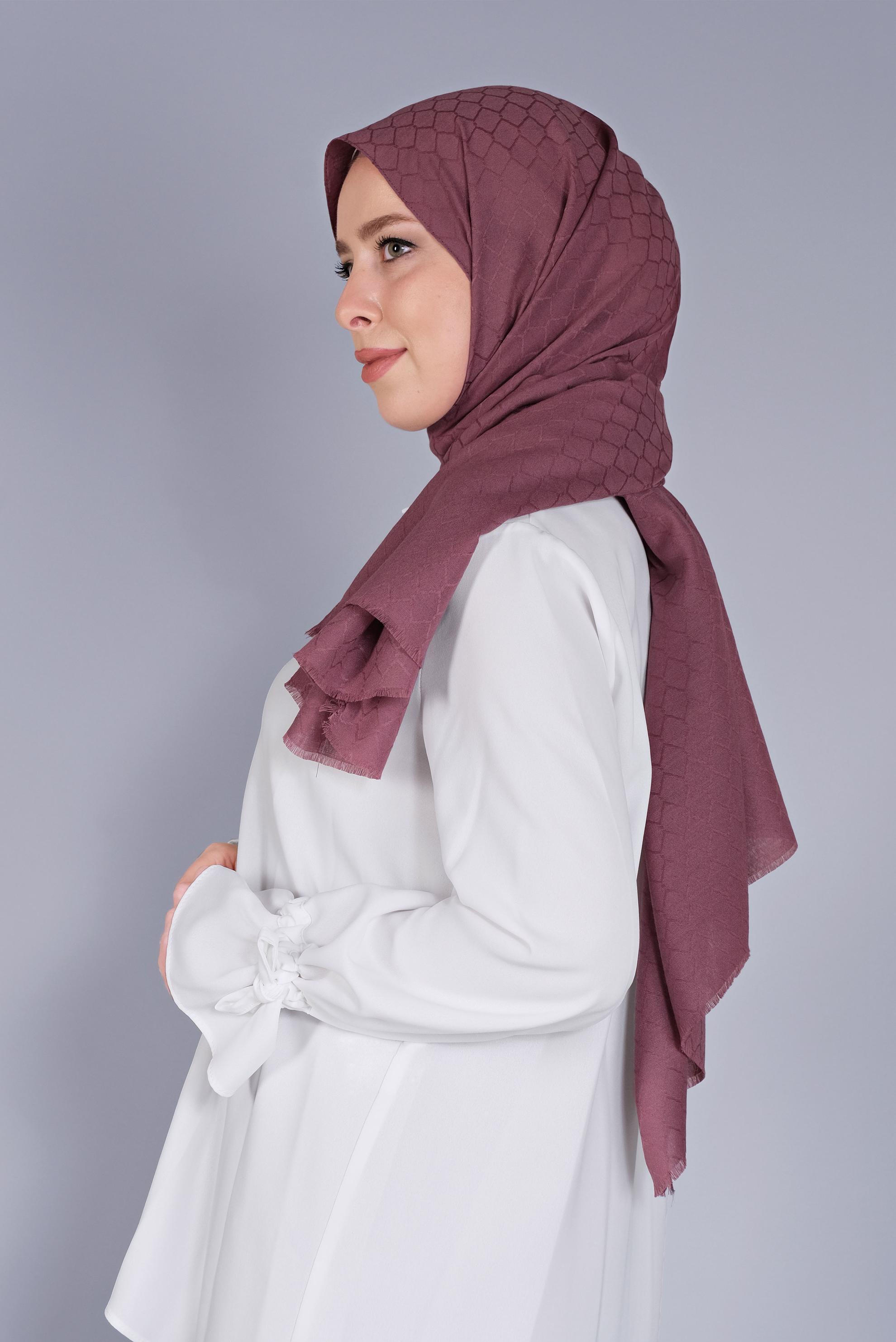 Tesettür giyim PEMBE ALVİNA PAMUK PETEK ŞAL 8061 