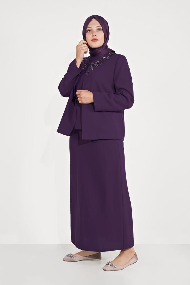Tesettür giyim MOR TAŞLI NAKIŞLI ÜÇLÜ ETEKLİ TAKIM 30032 - ALVİNA