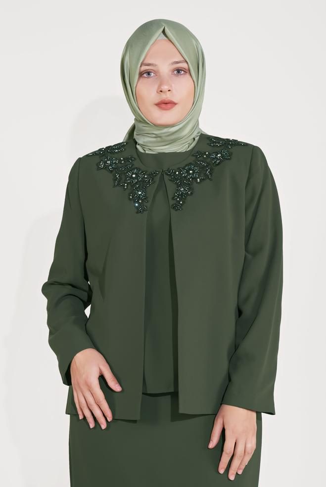 Tesettür giyim HAKİ TAŞLI NAKIŞLI ÜÇLÜ ETEKLİ TAKIM 30032 - ALVİNA