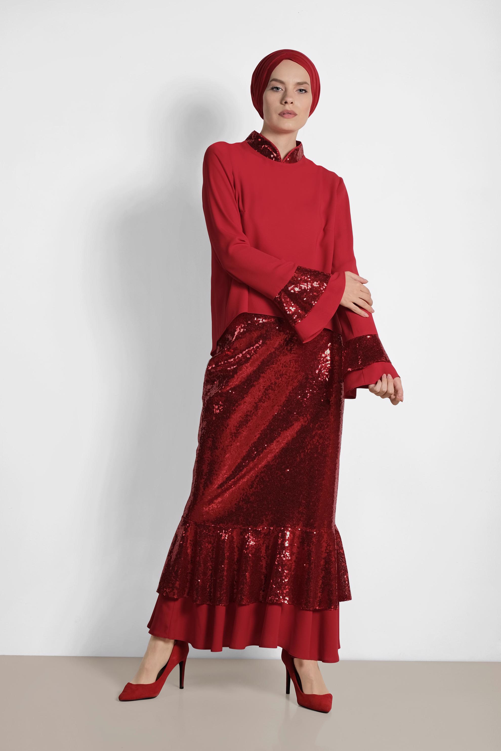 Tesettür giyim KIRMIZI PUL PAYETLİ İKİLİ ETEKLİ TAKIM 3553