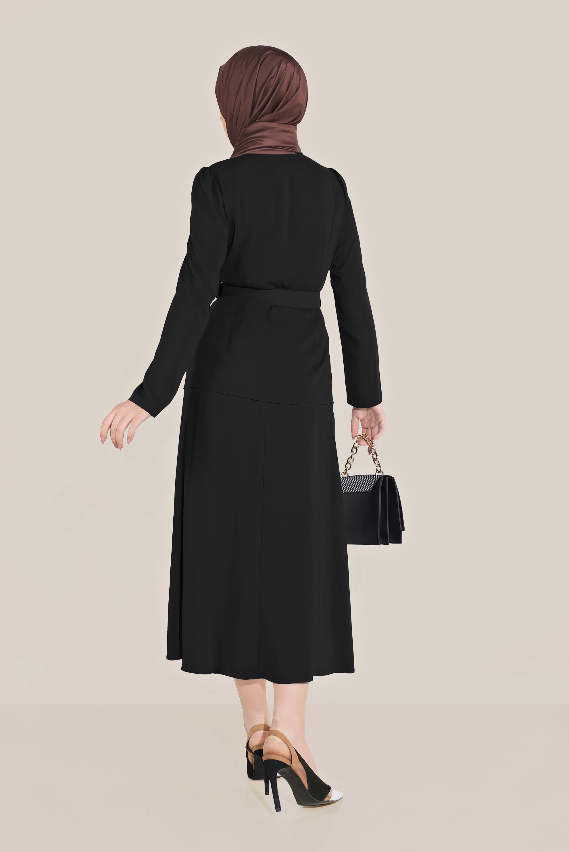 Tesettür giyim SİYAH BOYDAN DÜĞMELİ İKİLİ ETEKLİ TAKIM 40793 